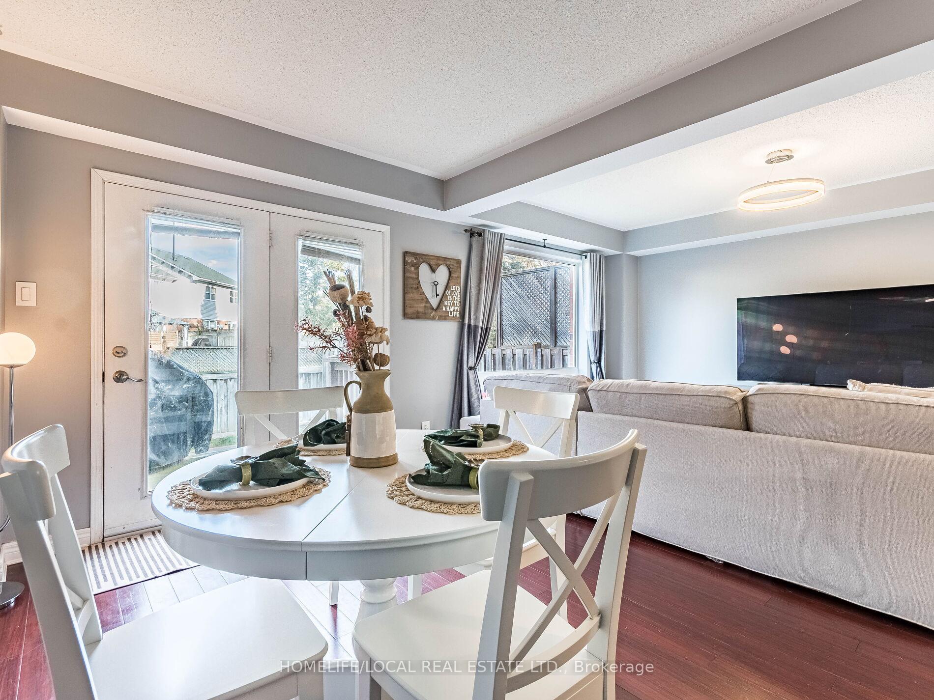 Photo 13 of 148 Richfield Square, Clarington, Courtice — HOMEH