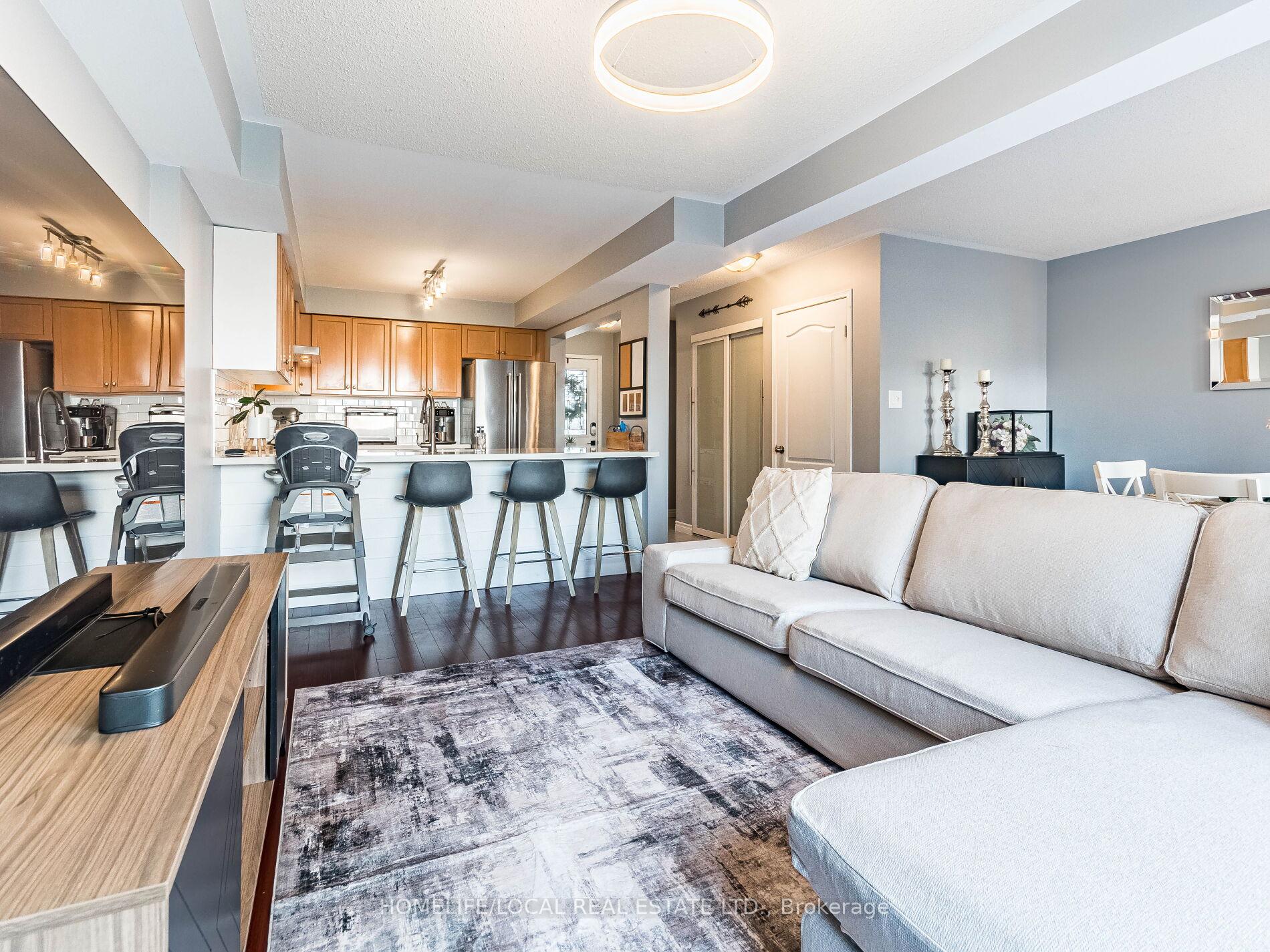 Photo 7 of 148 Richfield Square, Clarington, Courtice — HOMEH
