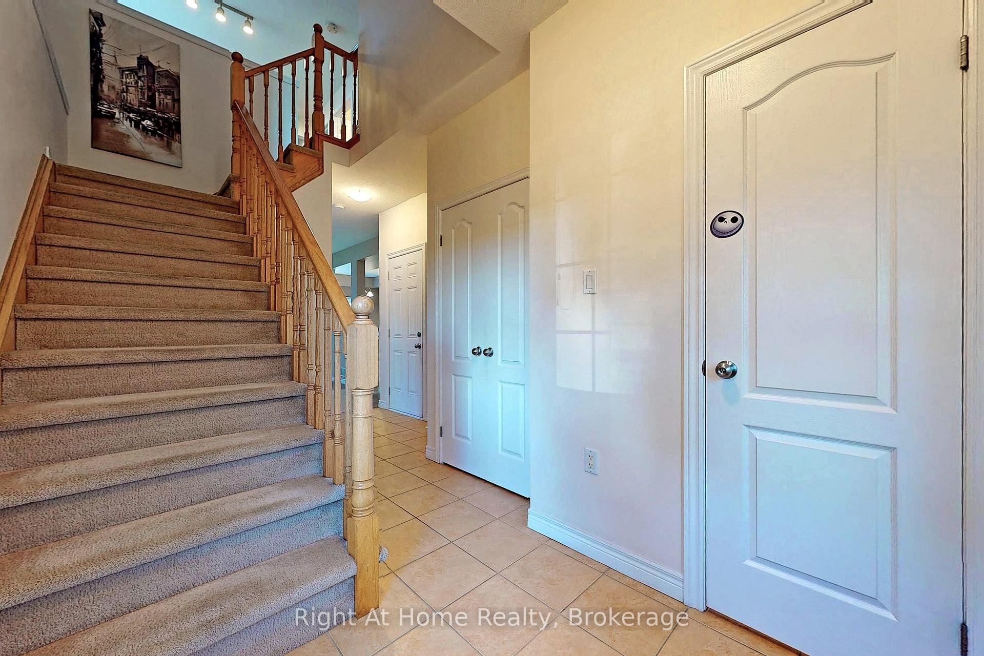 Photo 29 of 15 Brooking Court, Hamilton, Ancaster — HOMEH
