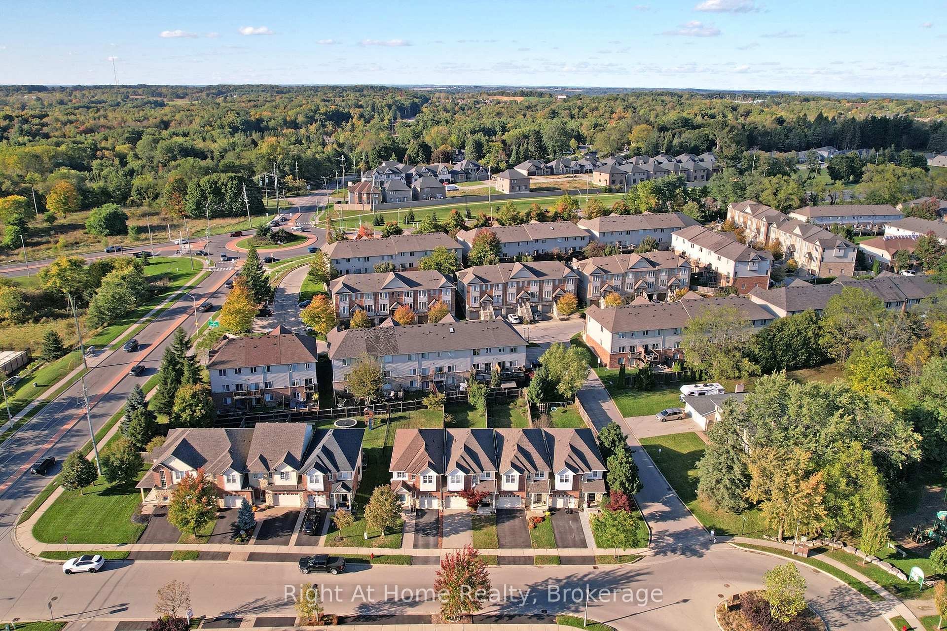 Photo 46 of 15 Brooking Court, Hamilton, Ancaster — HOMEH