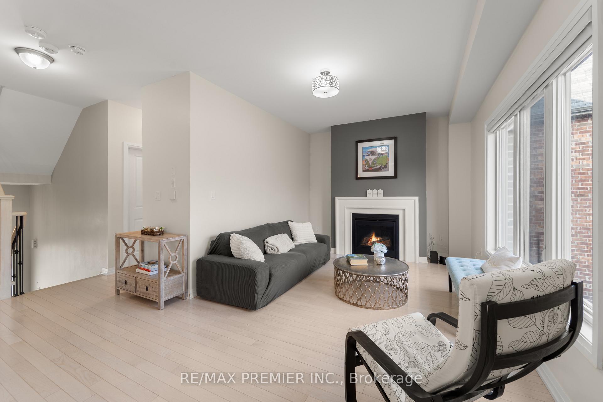 Photo 17 of 29 Oliana Way, Brampton, Bram West — HOMEH