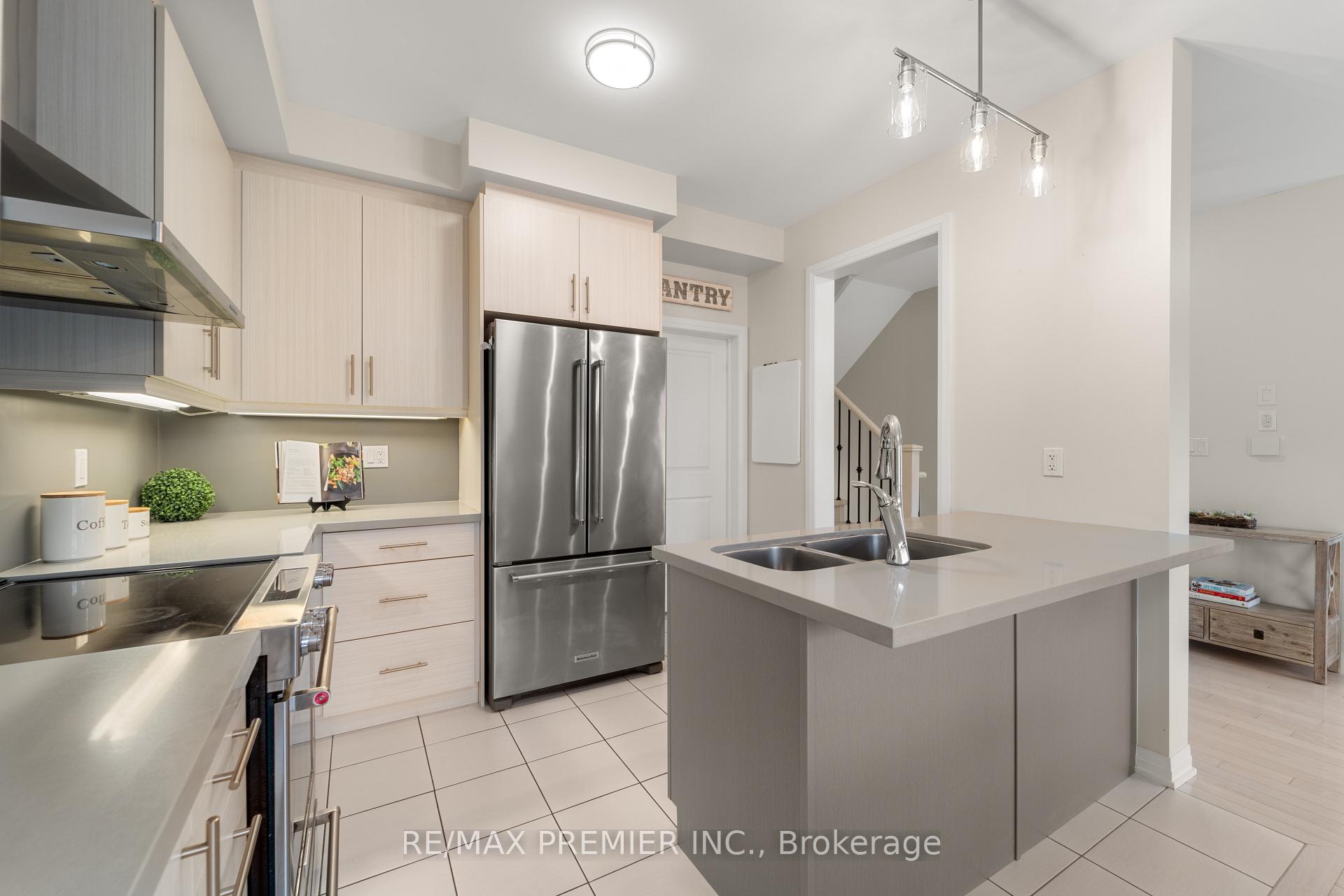 Photo 19 of 29 Oliana Way, Brampton, Bram West — HOMEH