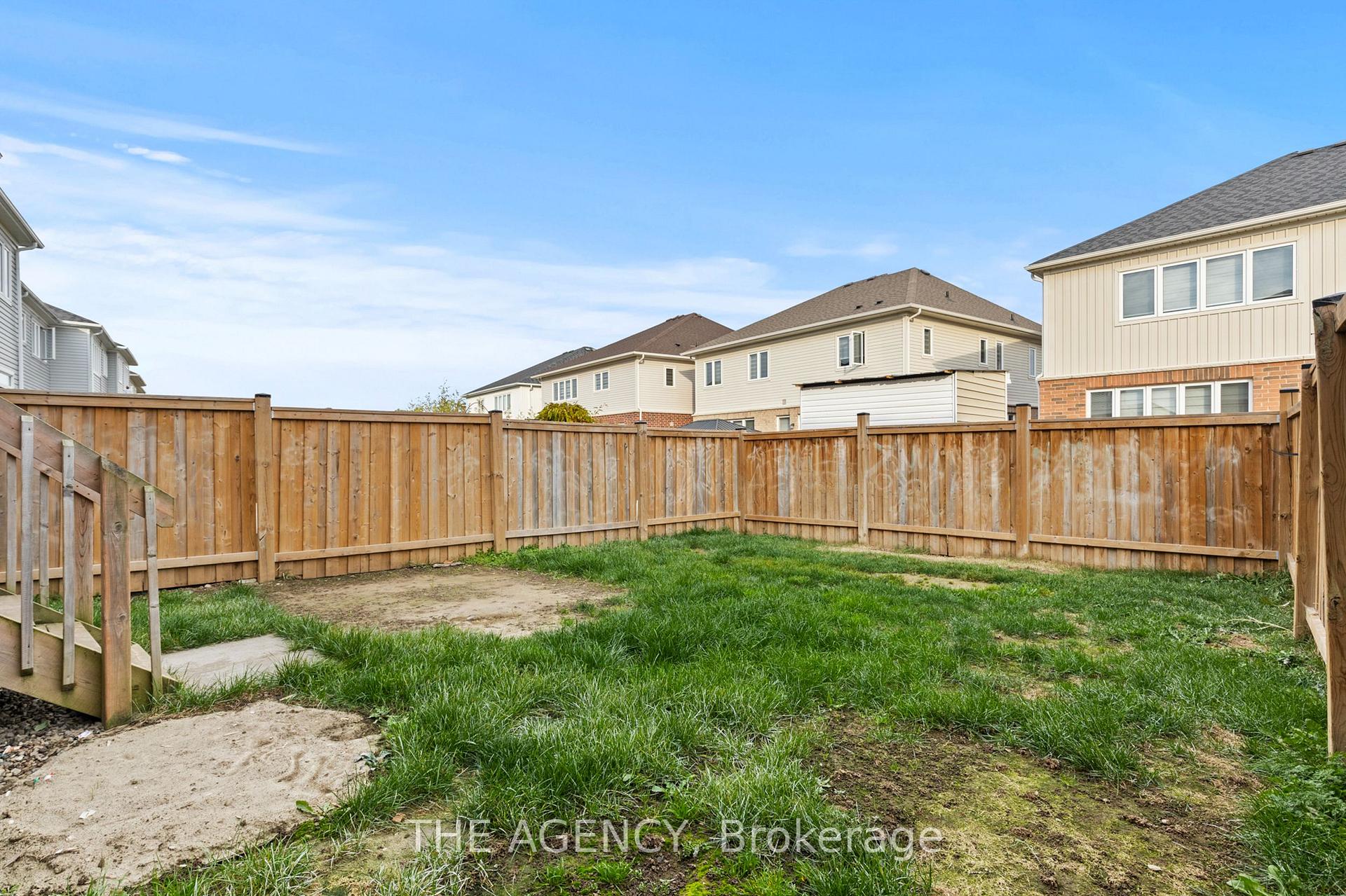 Photo 24 of 65 Hartley Avenue, Brant, Paris — HOMEH