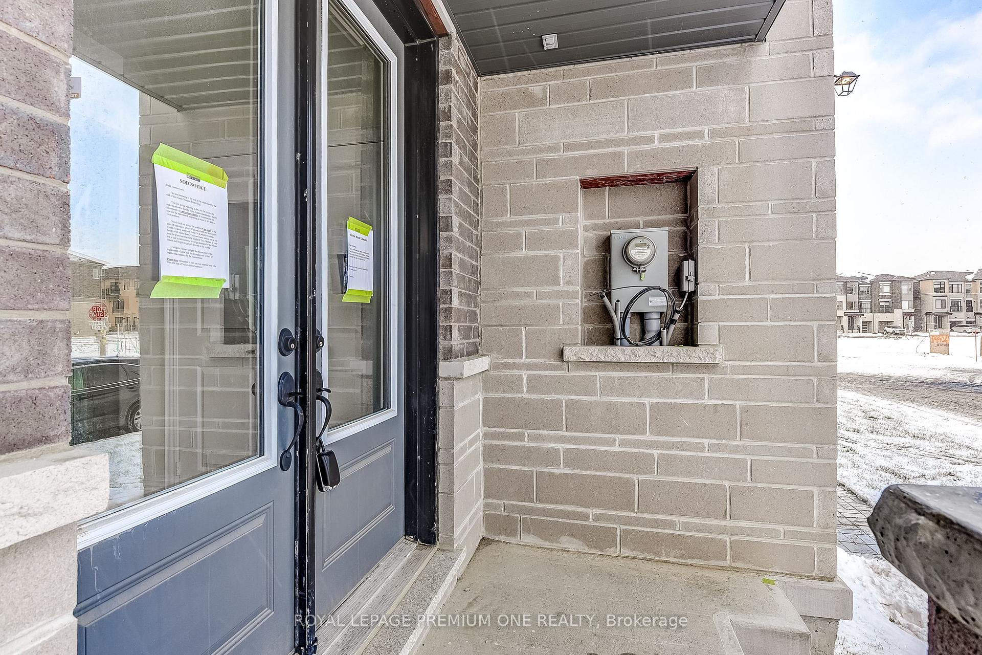 Photo 20 of 36 Thule Street N, Vaughan, Vellore Village — HOMEH