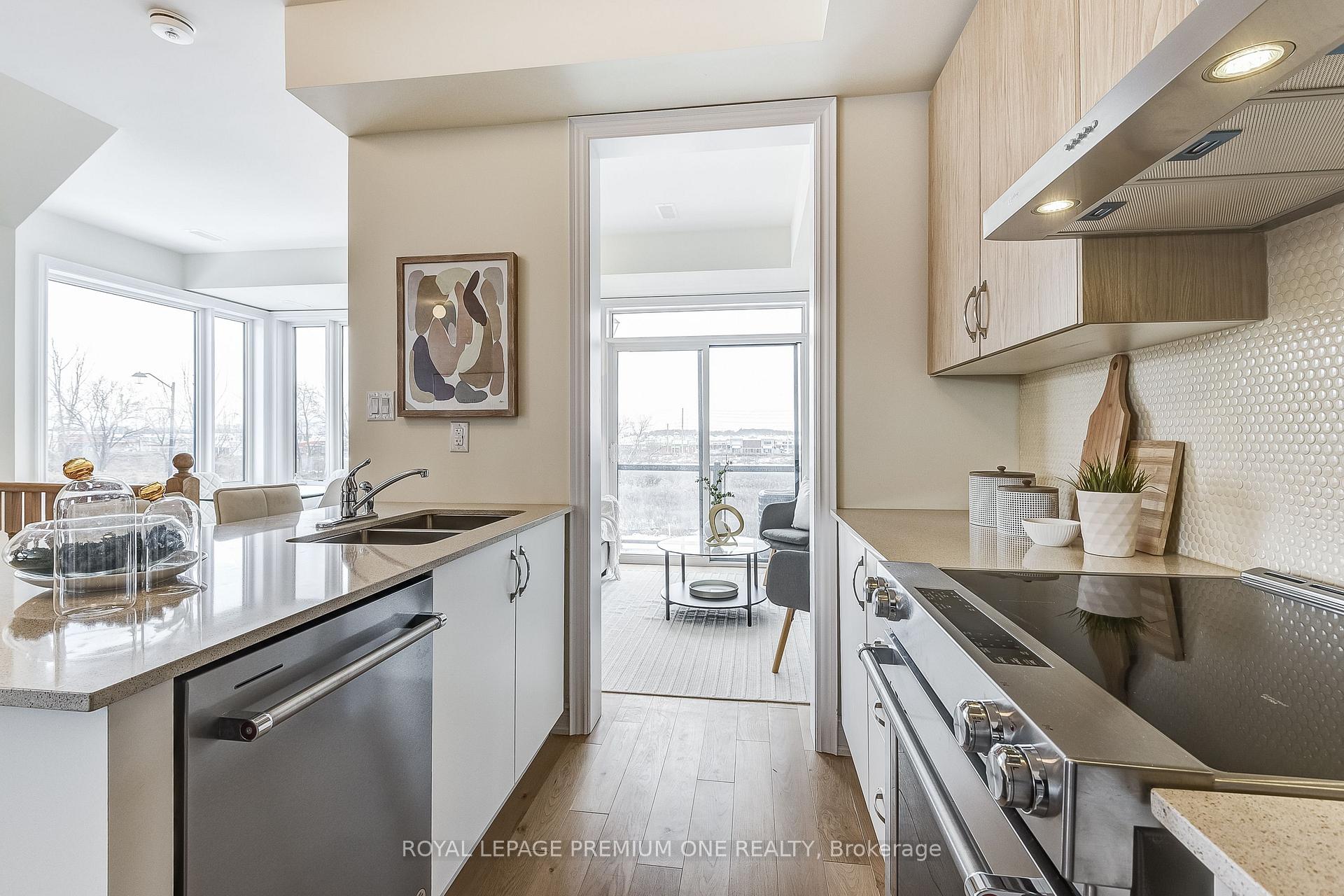 Photo 15 of 36 Thule Street N, Vaughan, Vellore Village — HOMEH