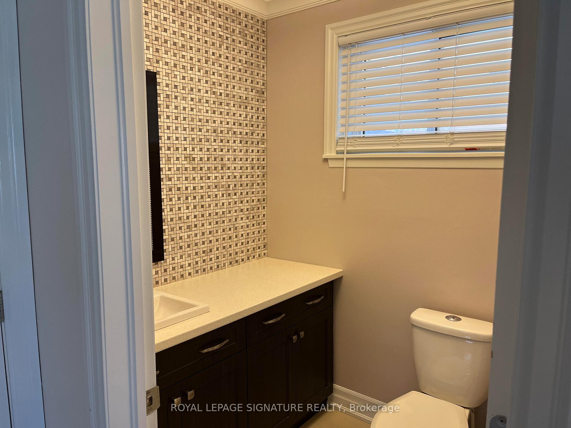 Photo 3 of Unit (Main), 48 Bromley Crescent, Brampton, Avondale — HOMEH