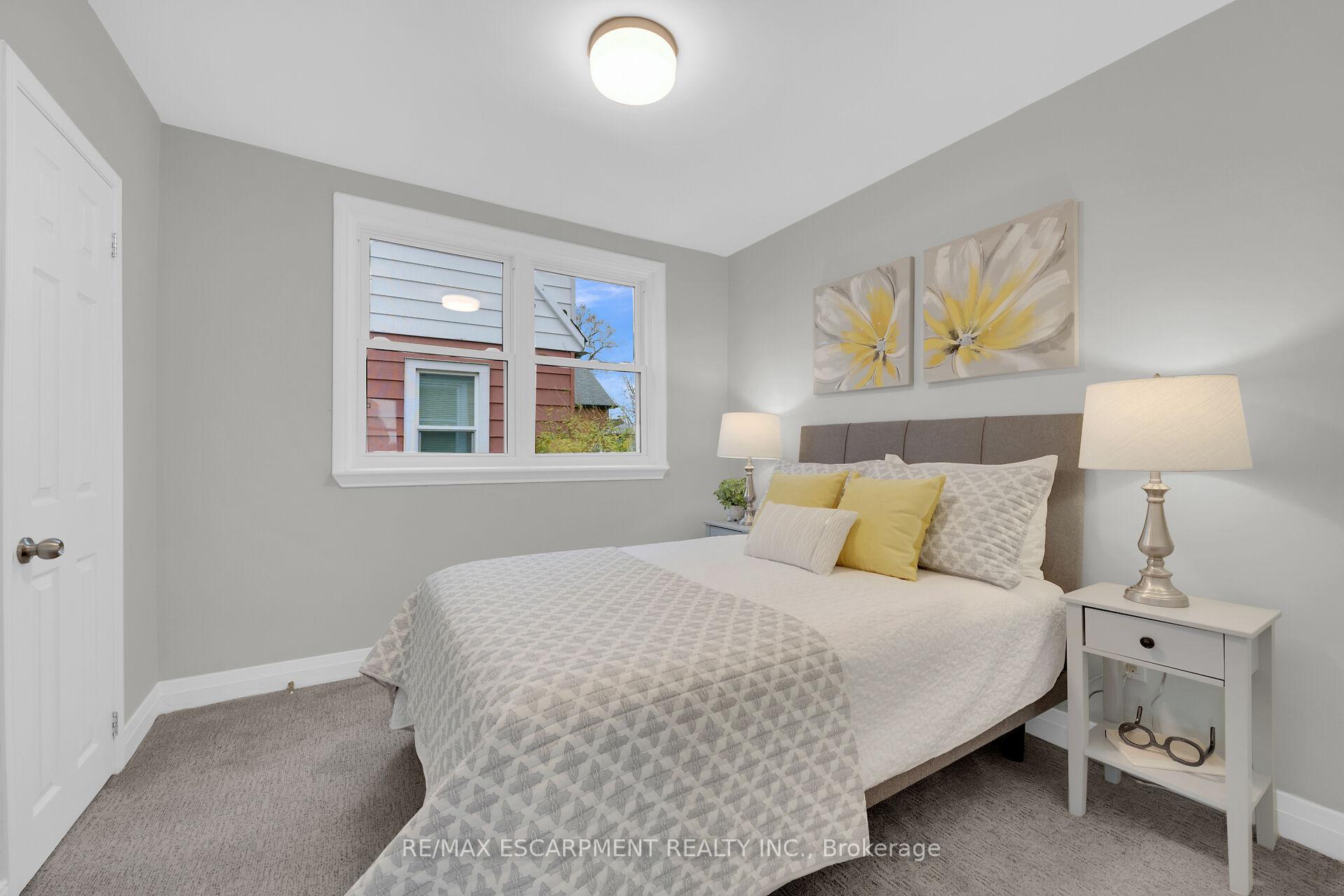 Photo 19 of 14 Walter Avenue S, Hamilton, Normanhurst — HOMEH