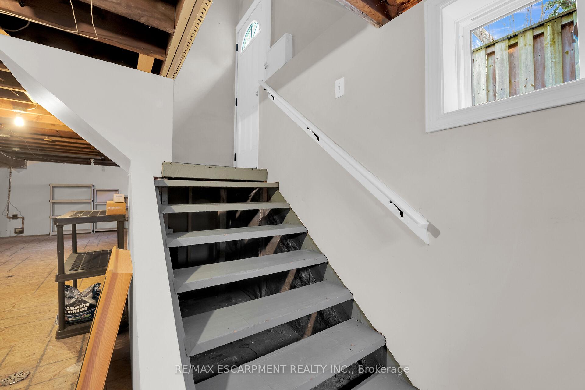 Photo 24 of 14 Walter Avenue S, Hamilton, Normanhurst — HOMEH