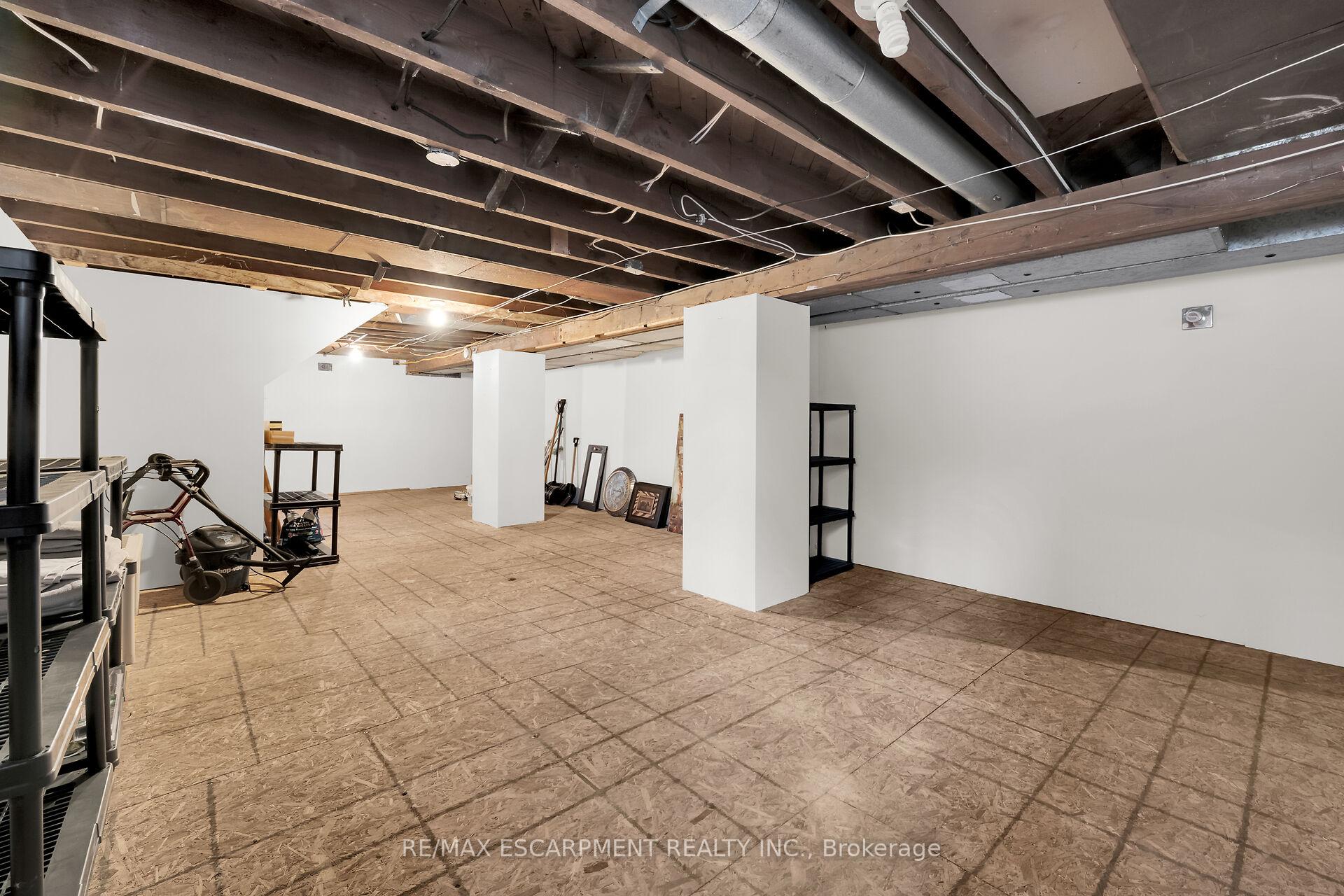 Photo 23 of 14 Walter Avenue S, Hamilton, Normanhurst — HOMEH