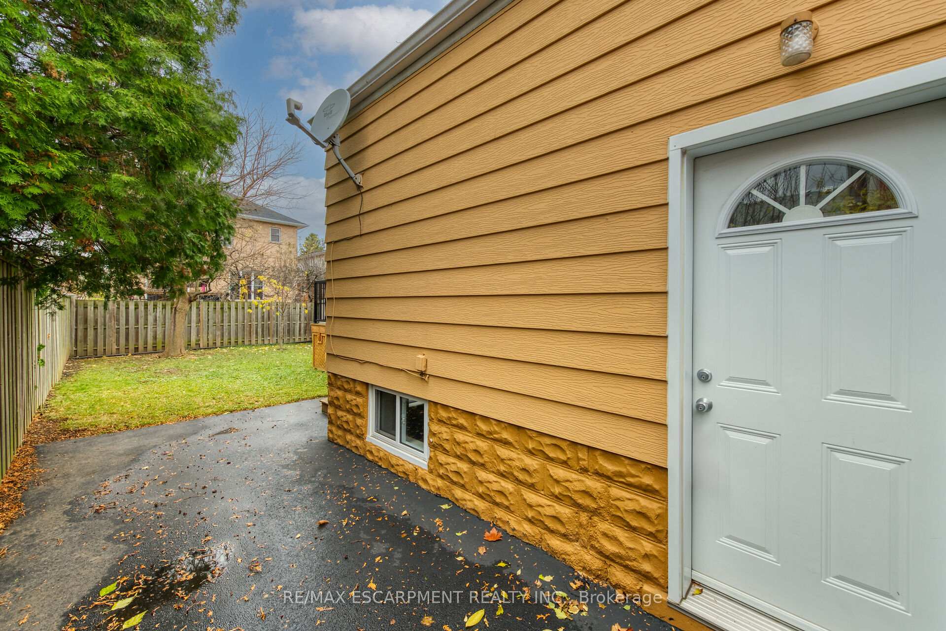 Photo 27 of 14 Walter Avenue S, Hamilton, Normanhurst — HOMEH