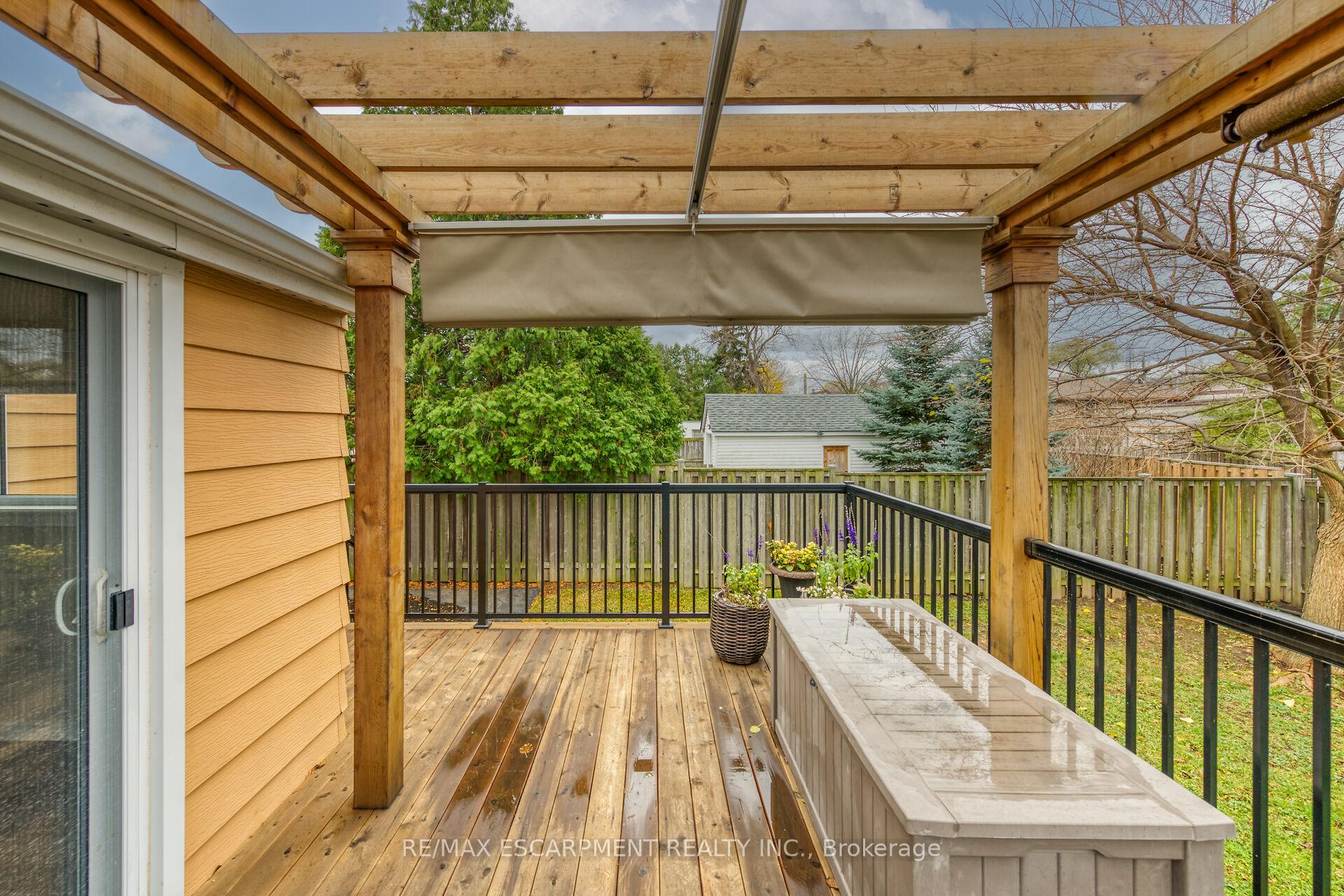 Photo 32 of 14 Walter Avenue S, Hamilton, Normanhurst — HOMEH