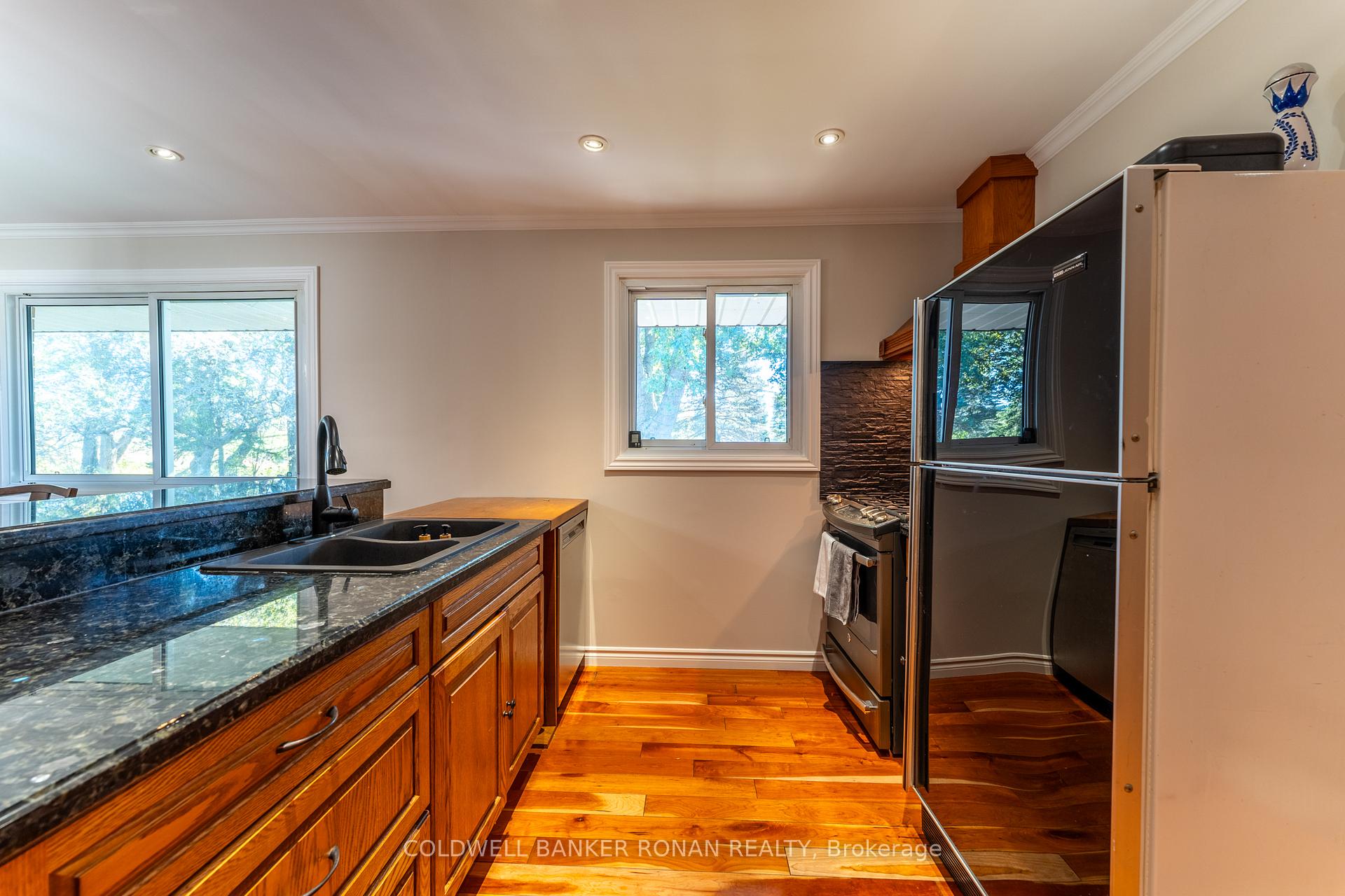 Photo 3 of 7263 5th Line, New Tecumseth, Rural New Tecumseth — HOMEH