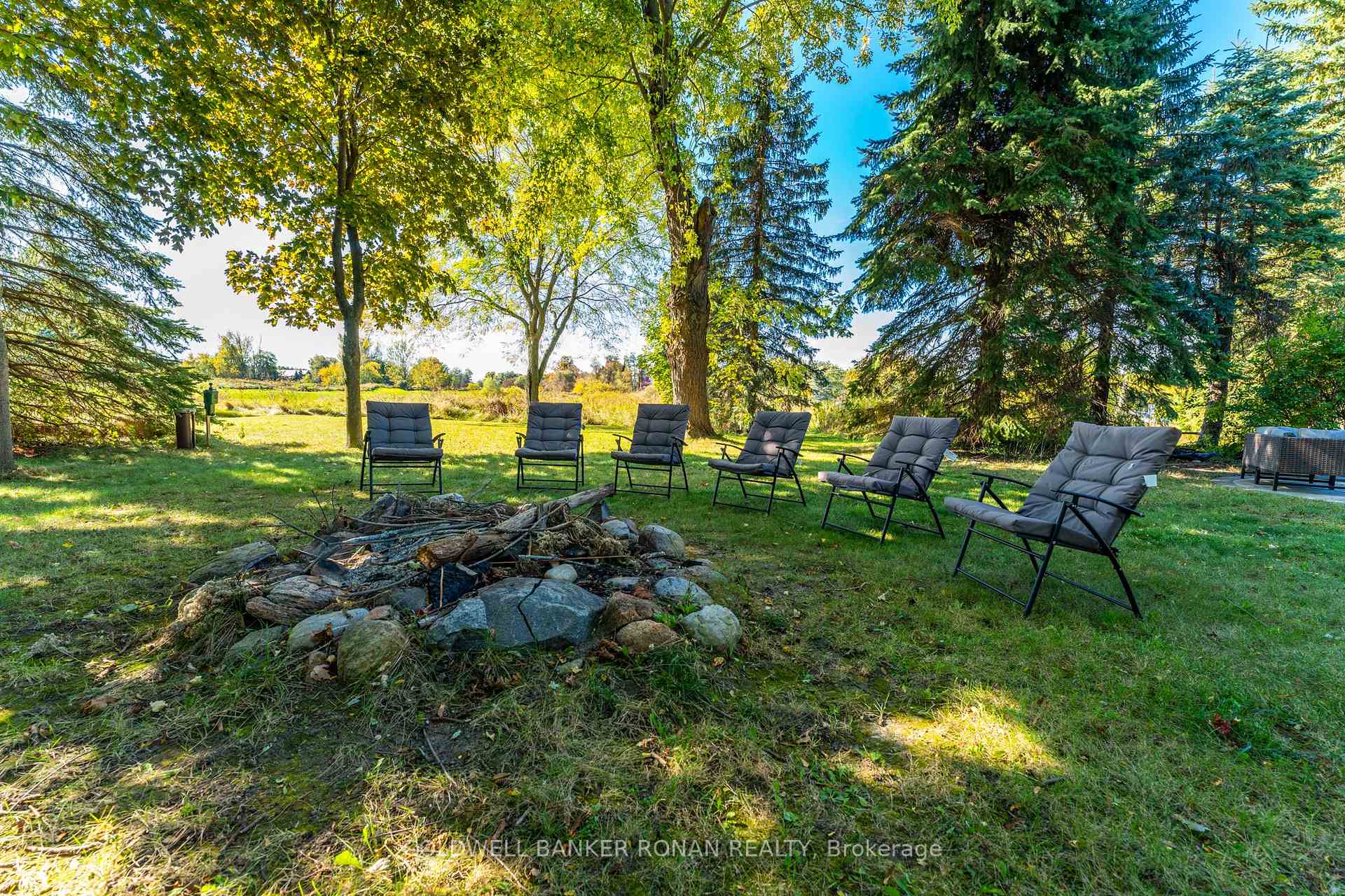 Photo 35 of 7263 5th Line, New Tecumseth, Rural New Tecumseth — HOMEH