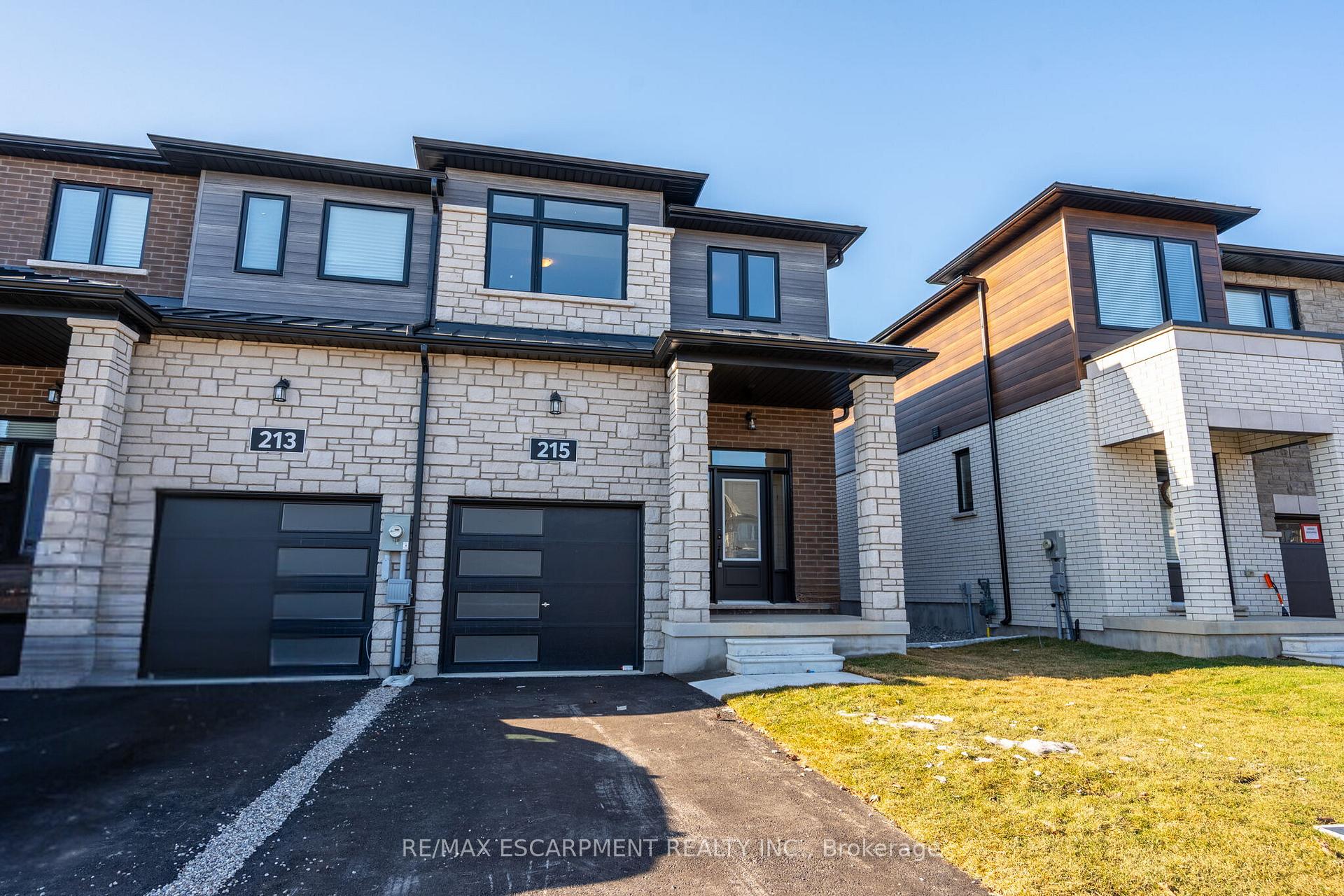 Photo 7 of 215 Lormont Boulevard N, Hamilton, Stoney Creek — HOMEH