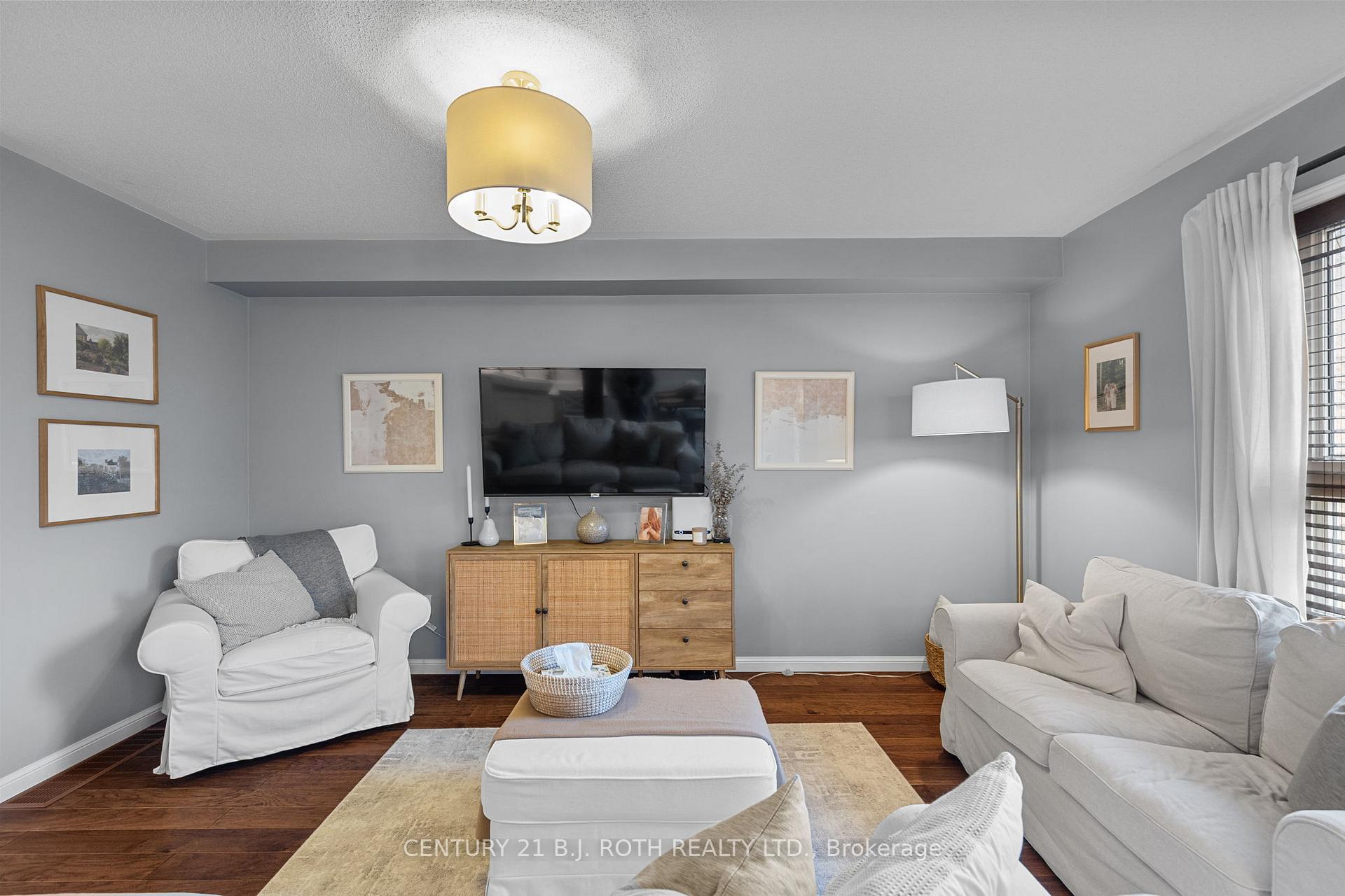 Photo 8 of 83 Bird Street, Barrie, Edgehill Drive — HOMEH
