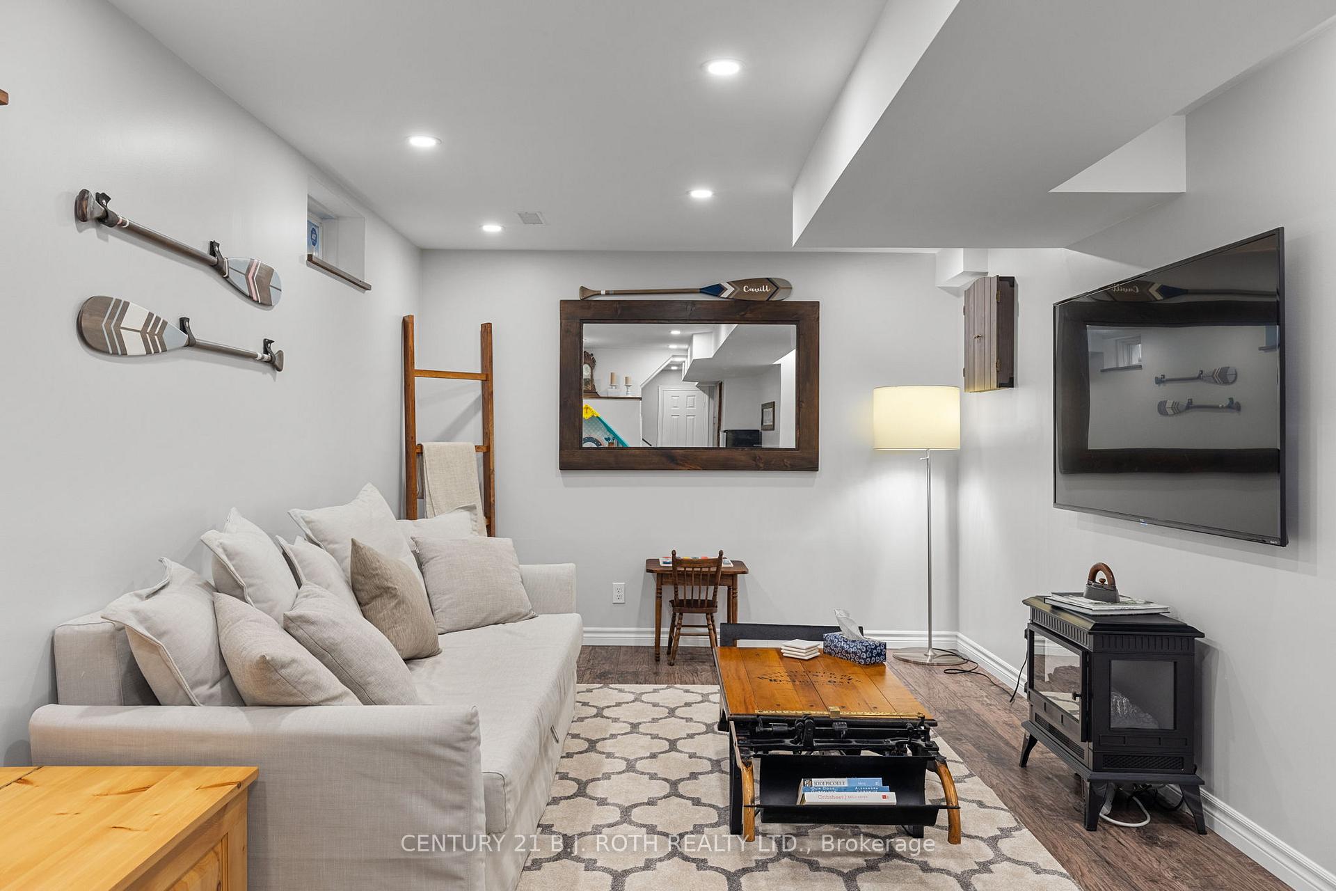 Photo 23 of 83 Bird Street, Barrie, Edgehill Drive — HOMEH