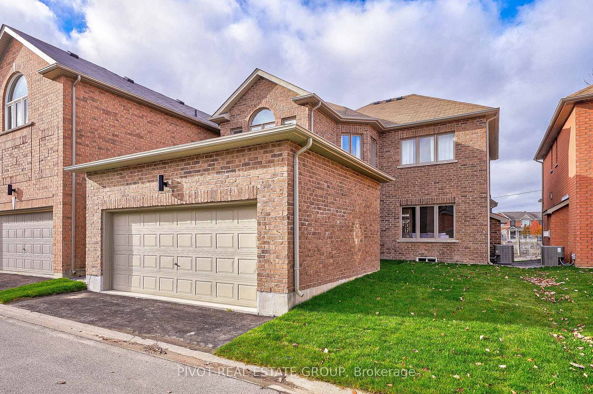 Photo 39 of 15 Countryside Street, Markham, Cornell — HOMEH