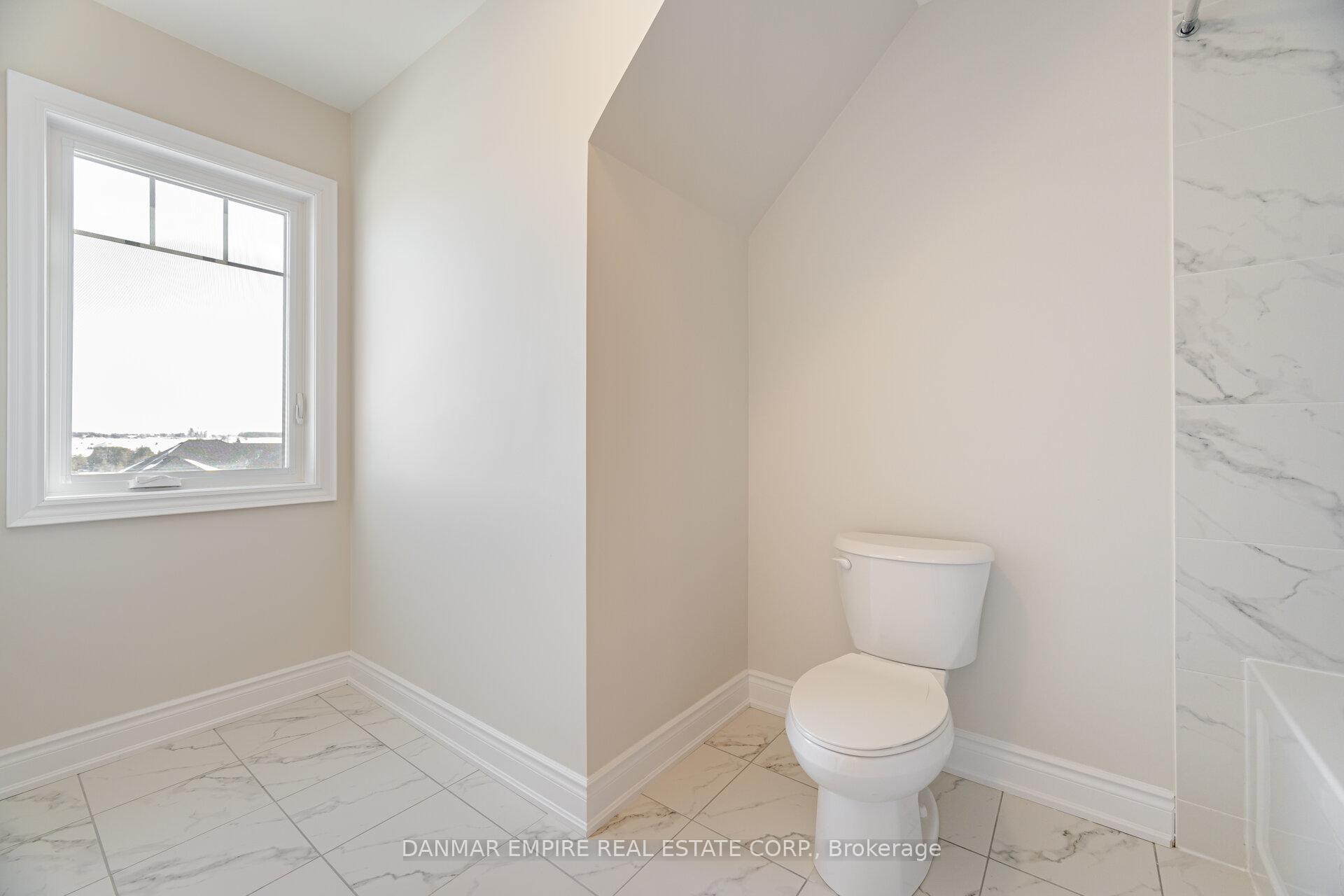 Photo 19 of 2226 Greg Gemmel Way, Innisfil, Churchill — HOMEH