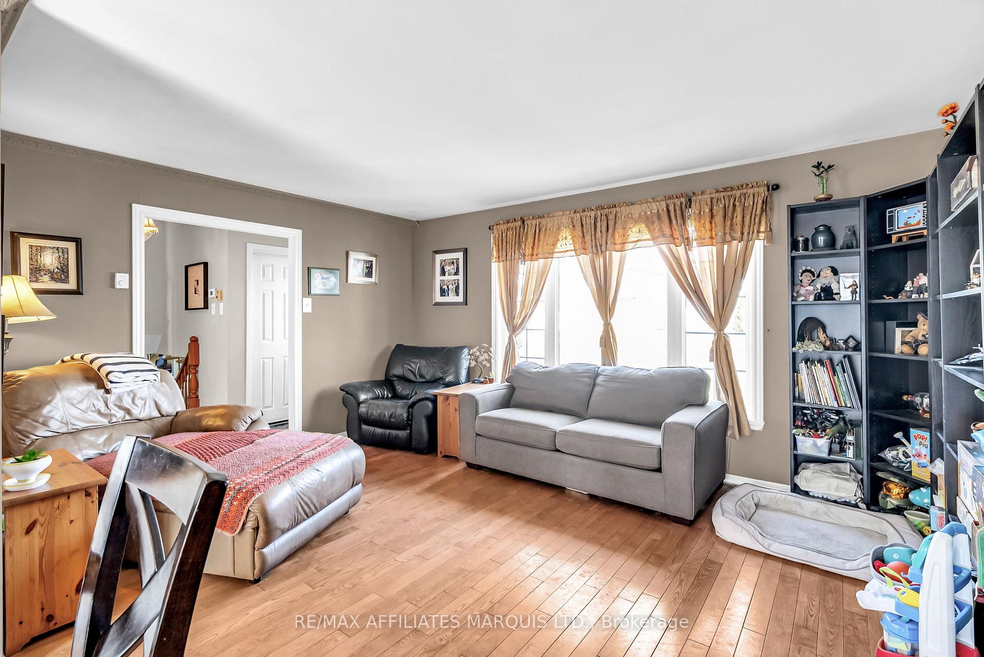Photo 25 of 46 McKenzie Street, Cornwall — HOMEH