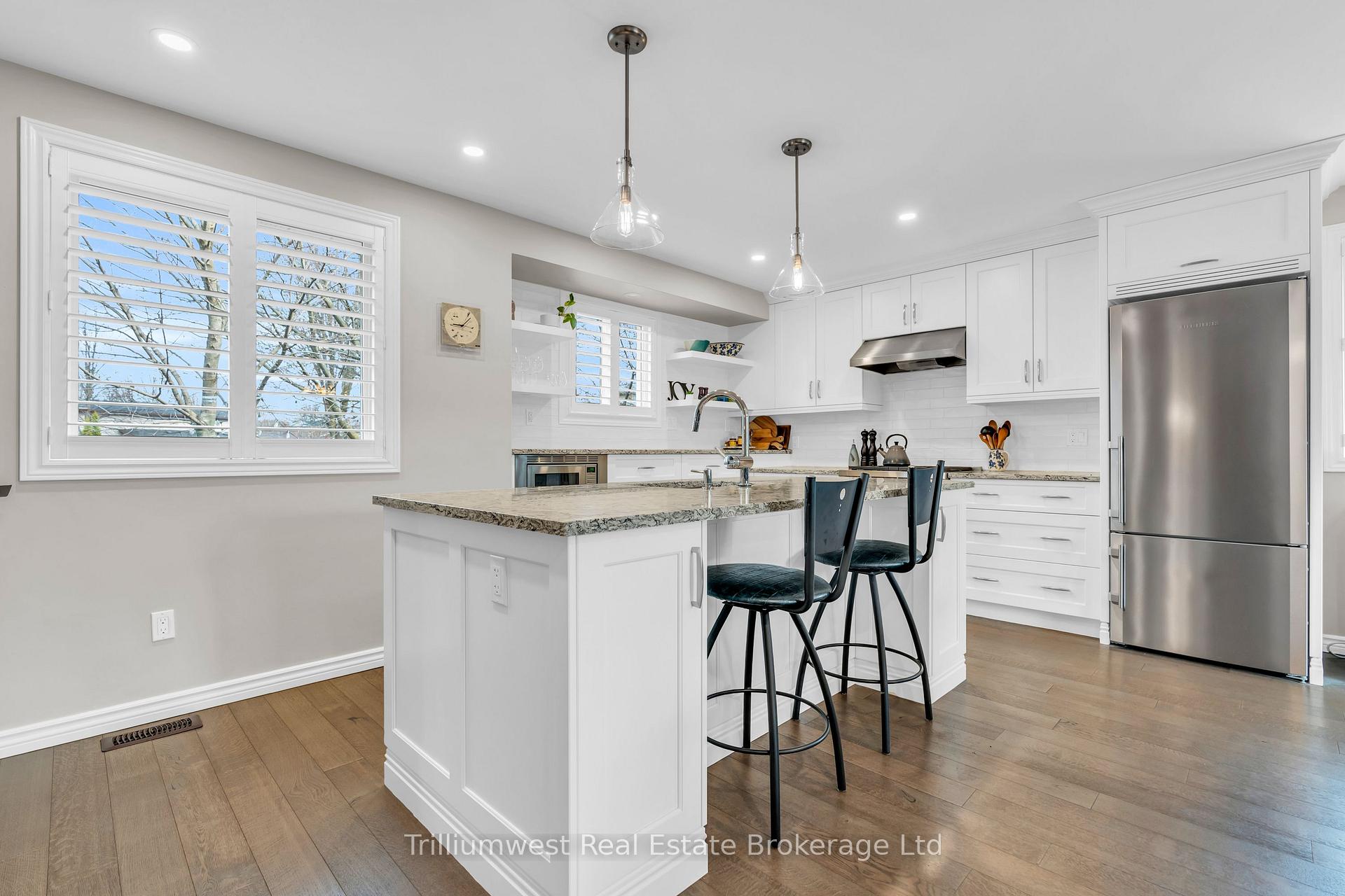 Photo 14 of 5 Schuurman Court, Guelph, Kortright West — HOMEH