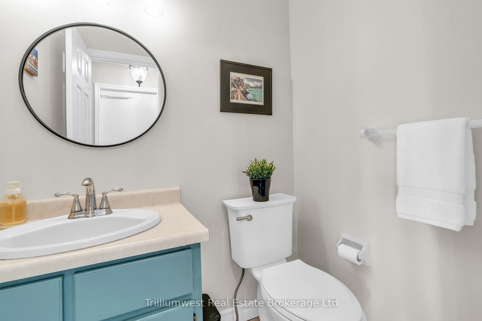 Photo 25 of 5 Schuurman Court, Guelph, Kortright West — HOMEH