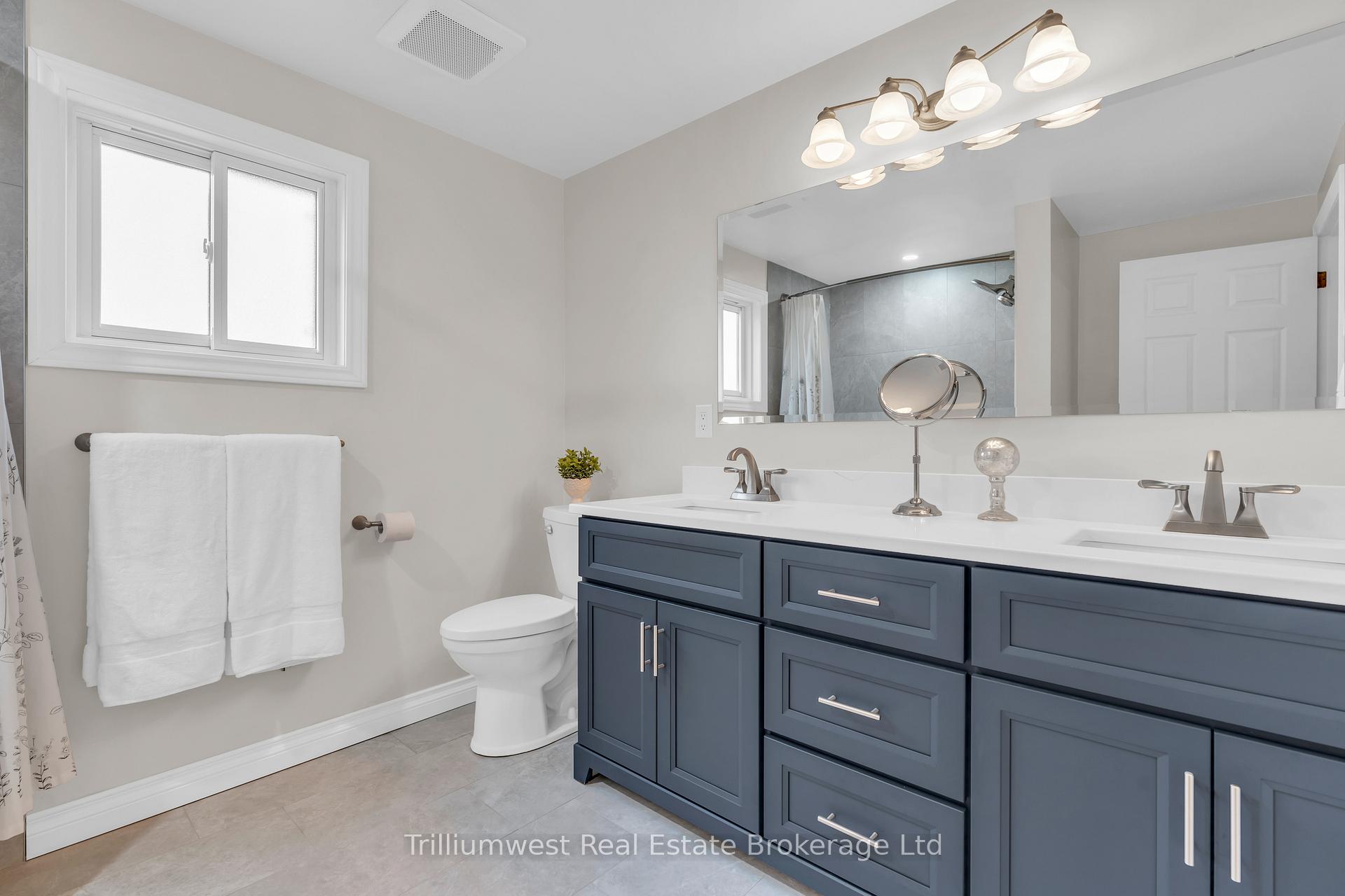 Photo 6 of 5 Schuurman Court, Guelph, Kortright West — HOMEH