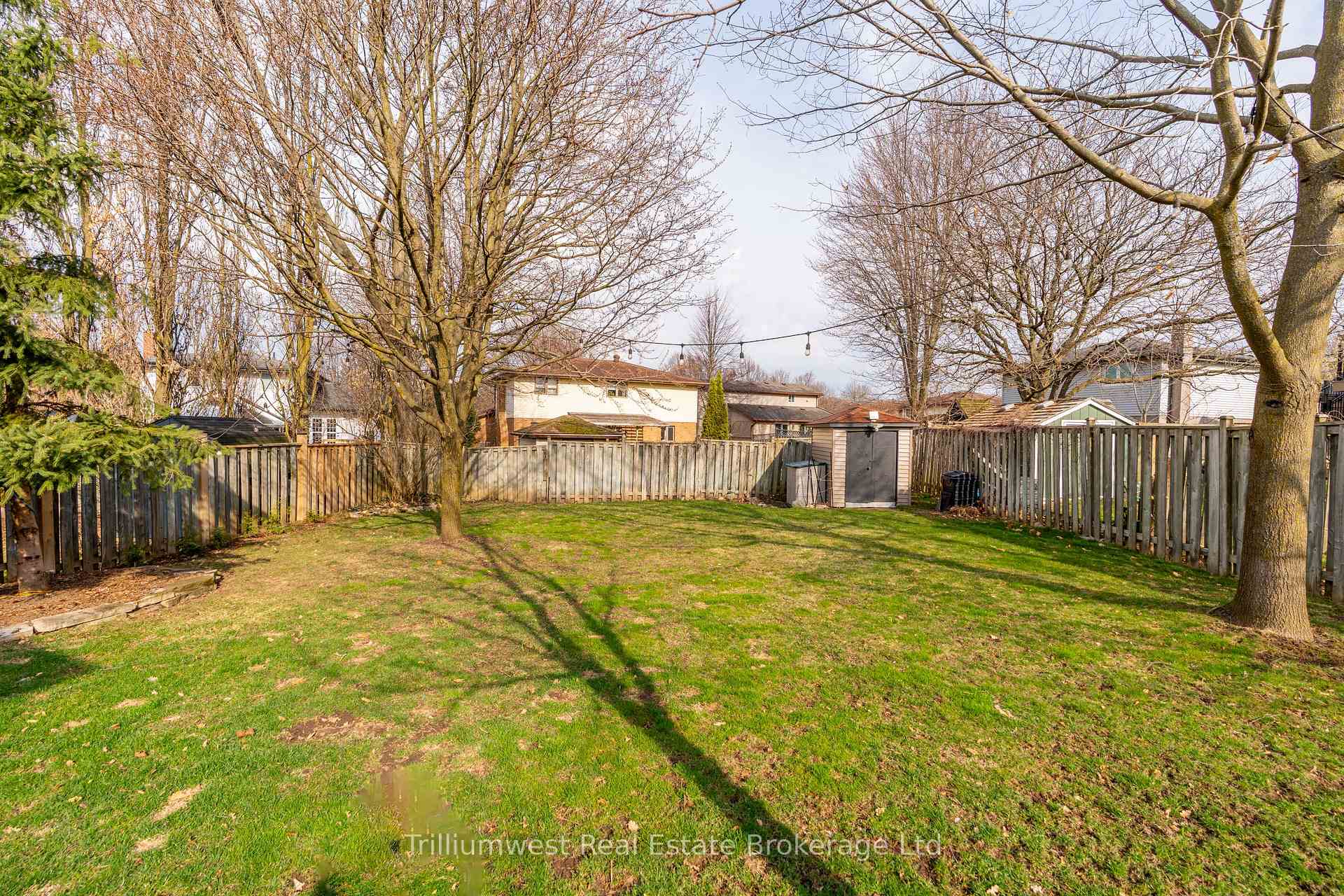 Photo 22 of 5 Schuurman Court, Guelph, Kortright West — HOMEH
