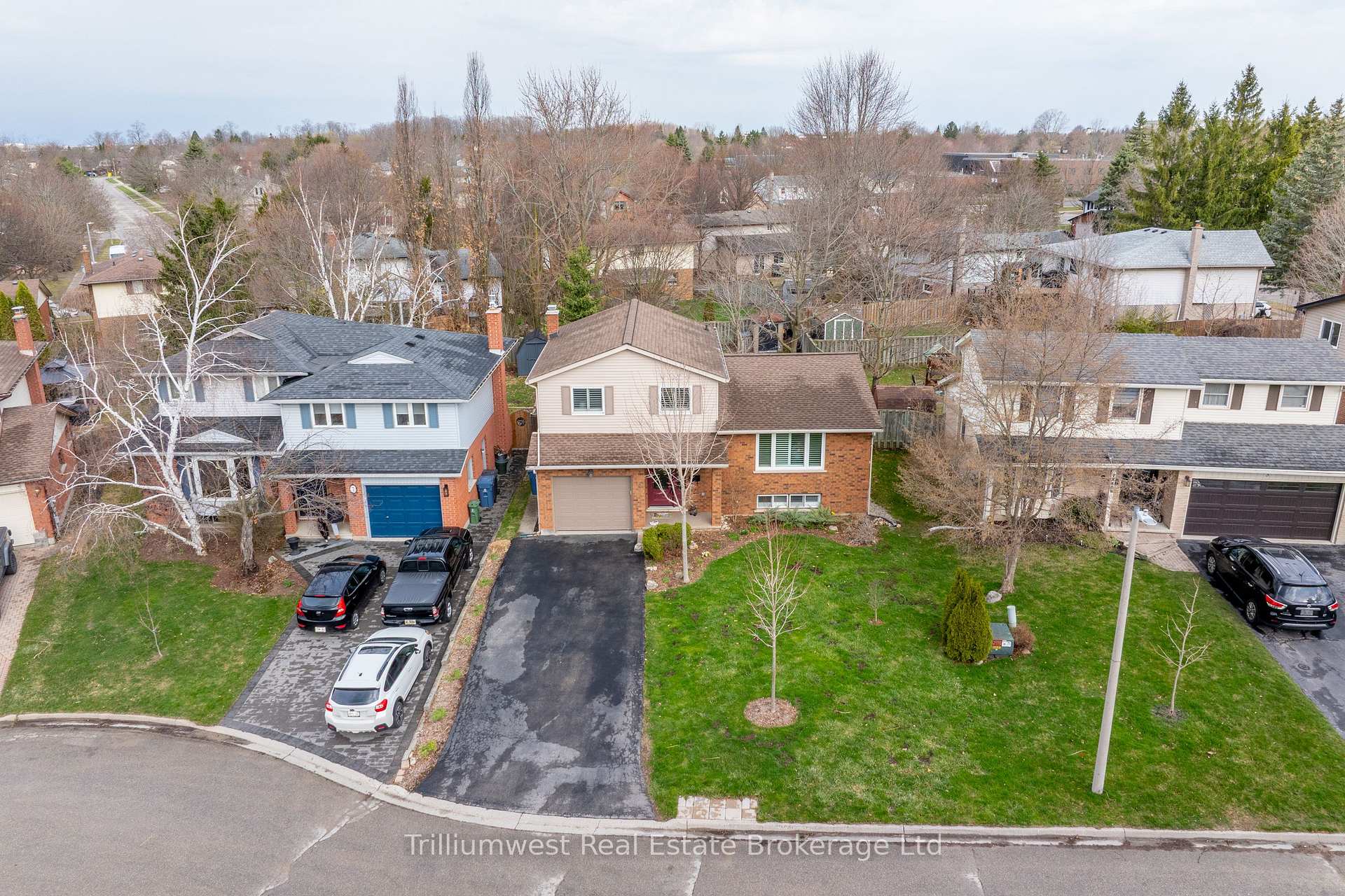 Photo 28 of 5 Schuurman Court, Guelph, Kortright West — HOMEH