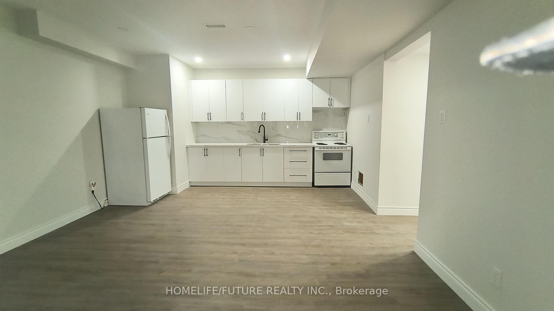 Photo 10 of 4572 14th Avenue, Markham, Milliken Mills East — HOMEH