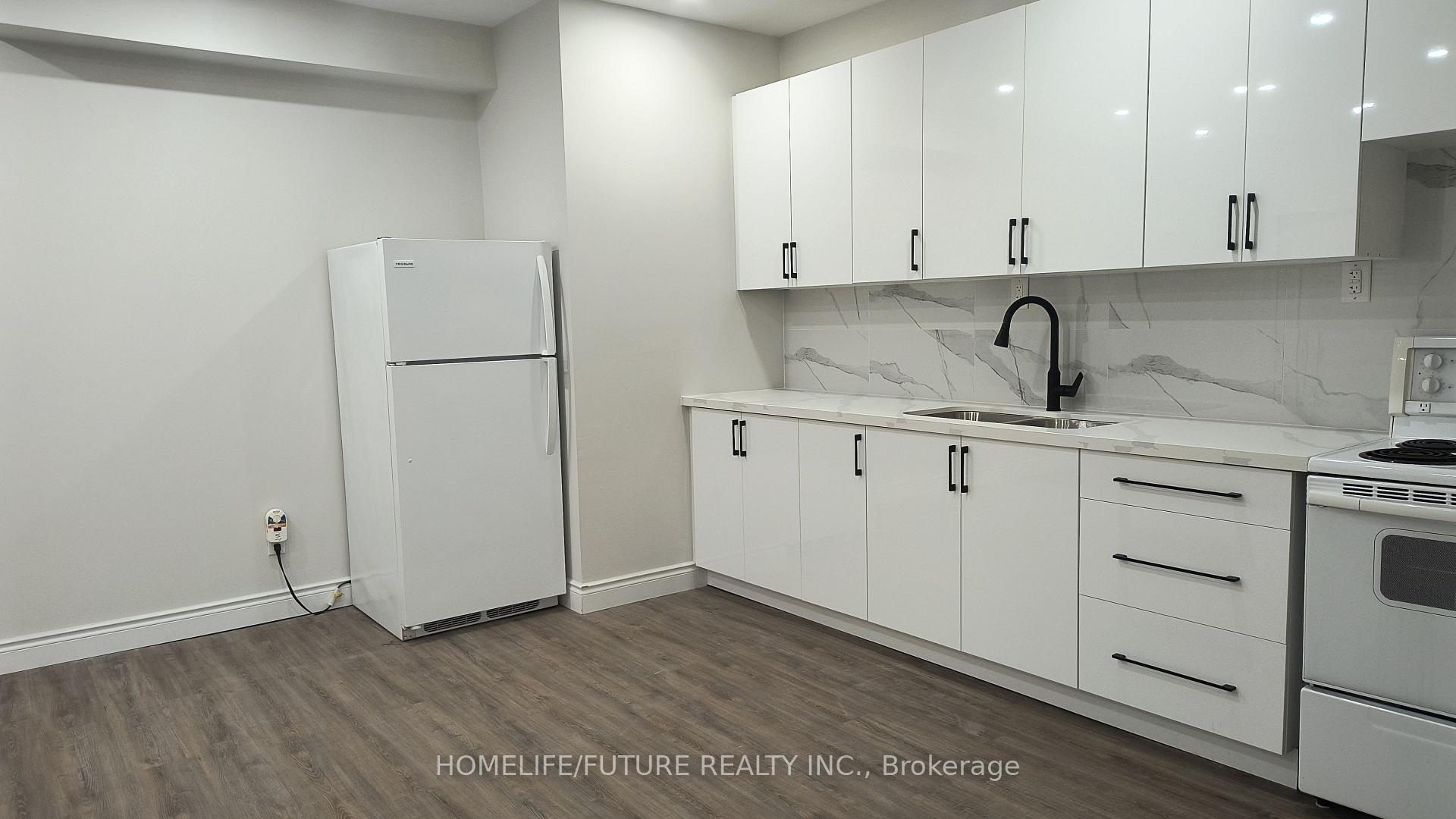 Photo 6 of 4572 14th Avenue, Markham, Milliken Mills East — HOMEH