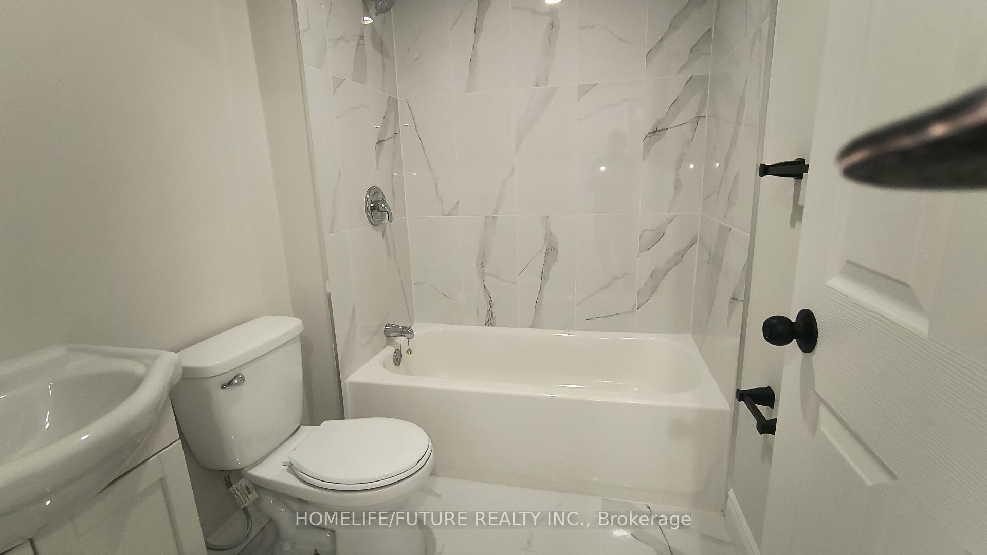 Photo 12 of 4572 14th Avenue, Markham, Milliken Mills East — HOMEH