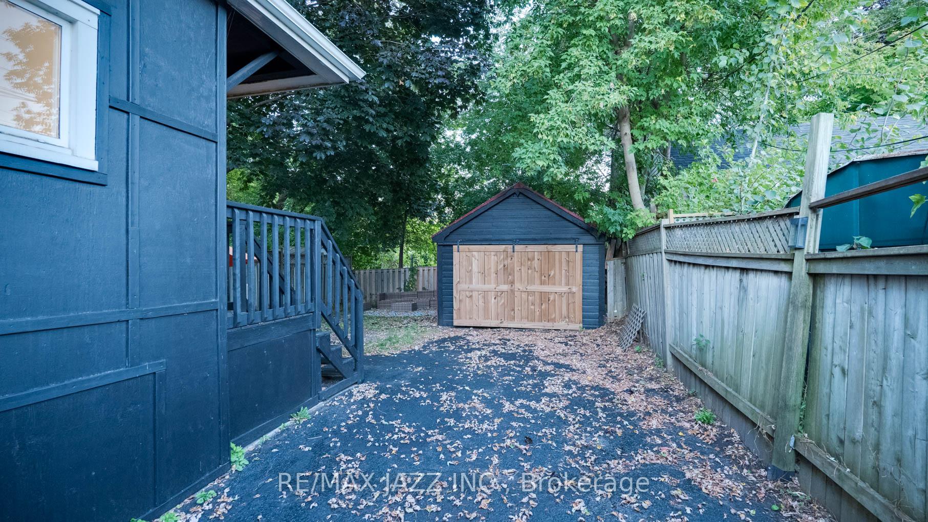 Photo 10 of 263 Haig Street, Oshawa, O'Neill — HOMEH