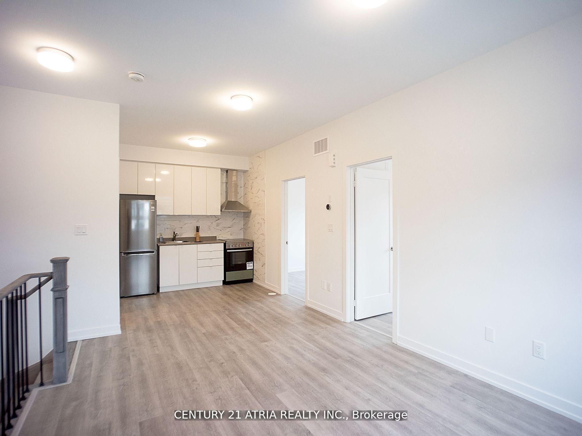Photo 2 of Unit CoachHouse, 1 Sugarberry Avenue, Markham, Cornell — HOMEH