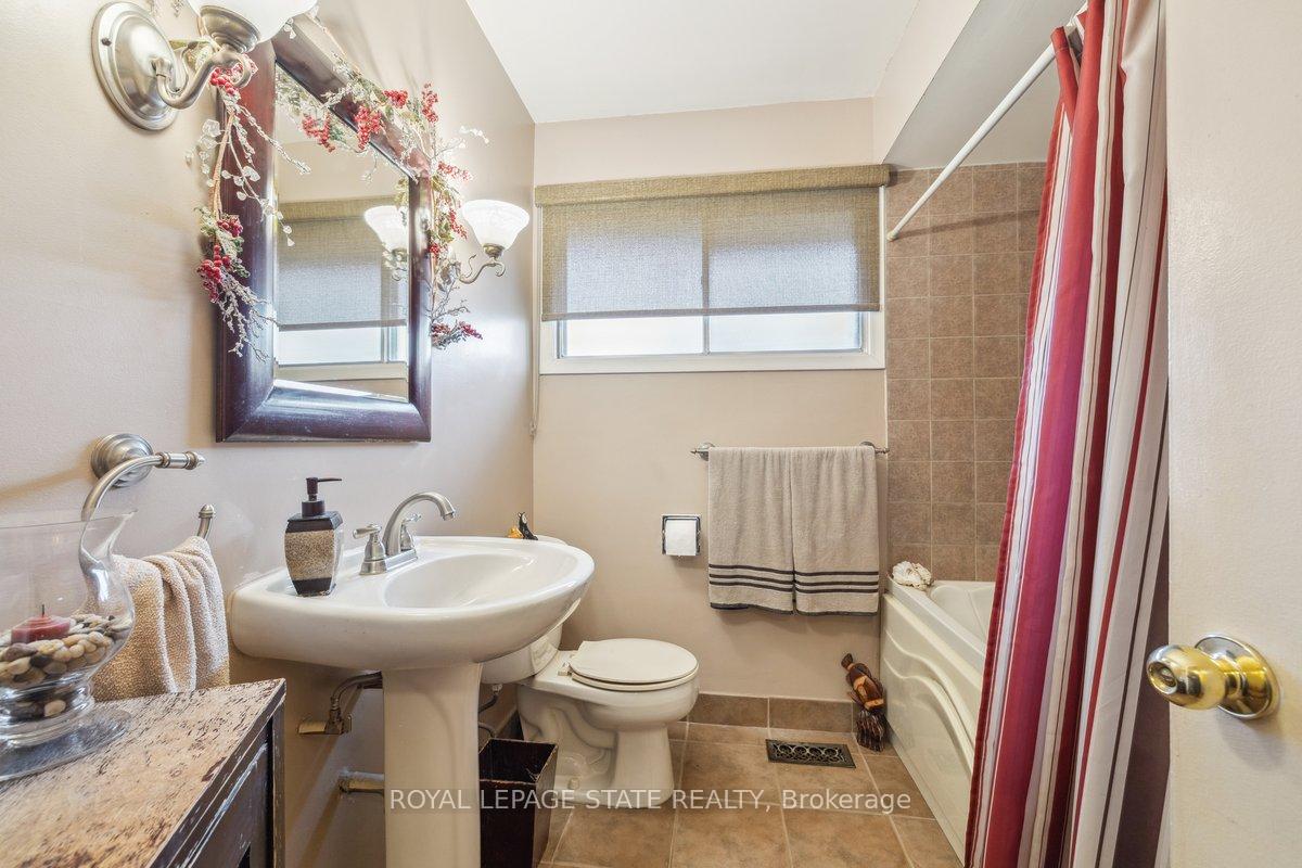Photo 19 of 171 Old Ancaster Road, Hamilton, Dundas — HOMEH