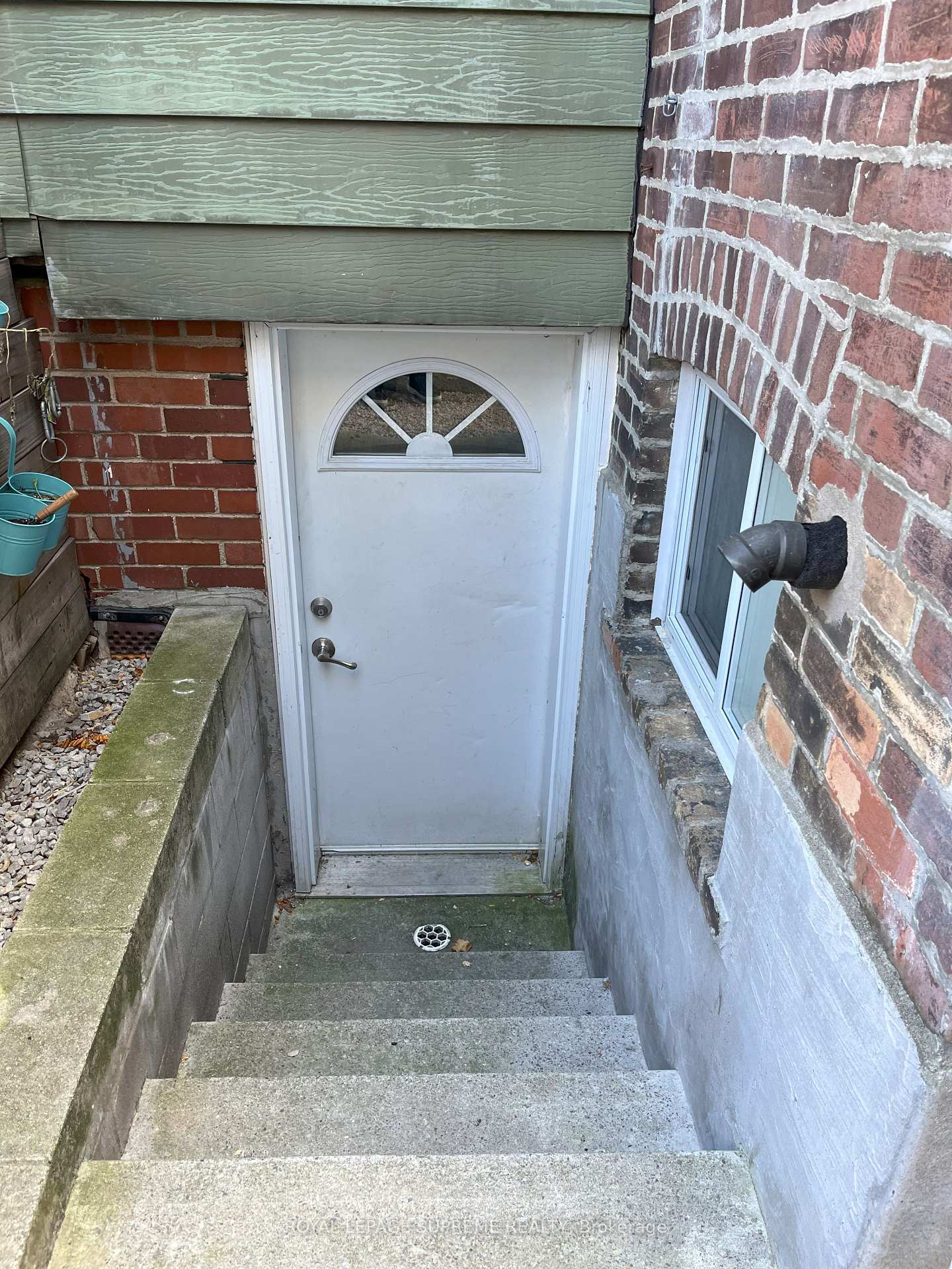 Photo 1 of Unit Bsmnt, 46 Jesmond Avenue, Toronto, Oakwood Village — HOMEH