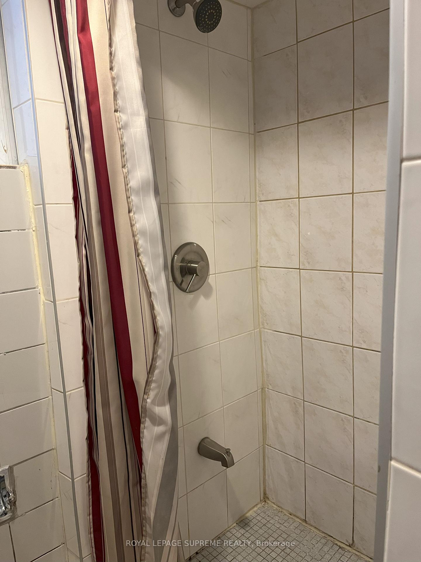 Photo 8 of Unit Bsmnt, 46 Jesmond Avenue, Toronto, Oakwood Village — HOMEH