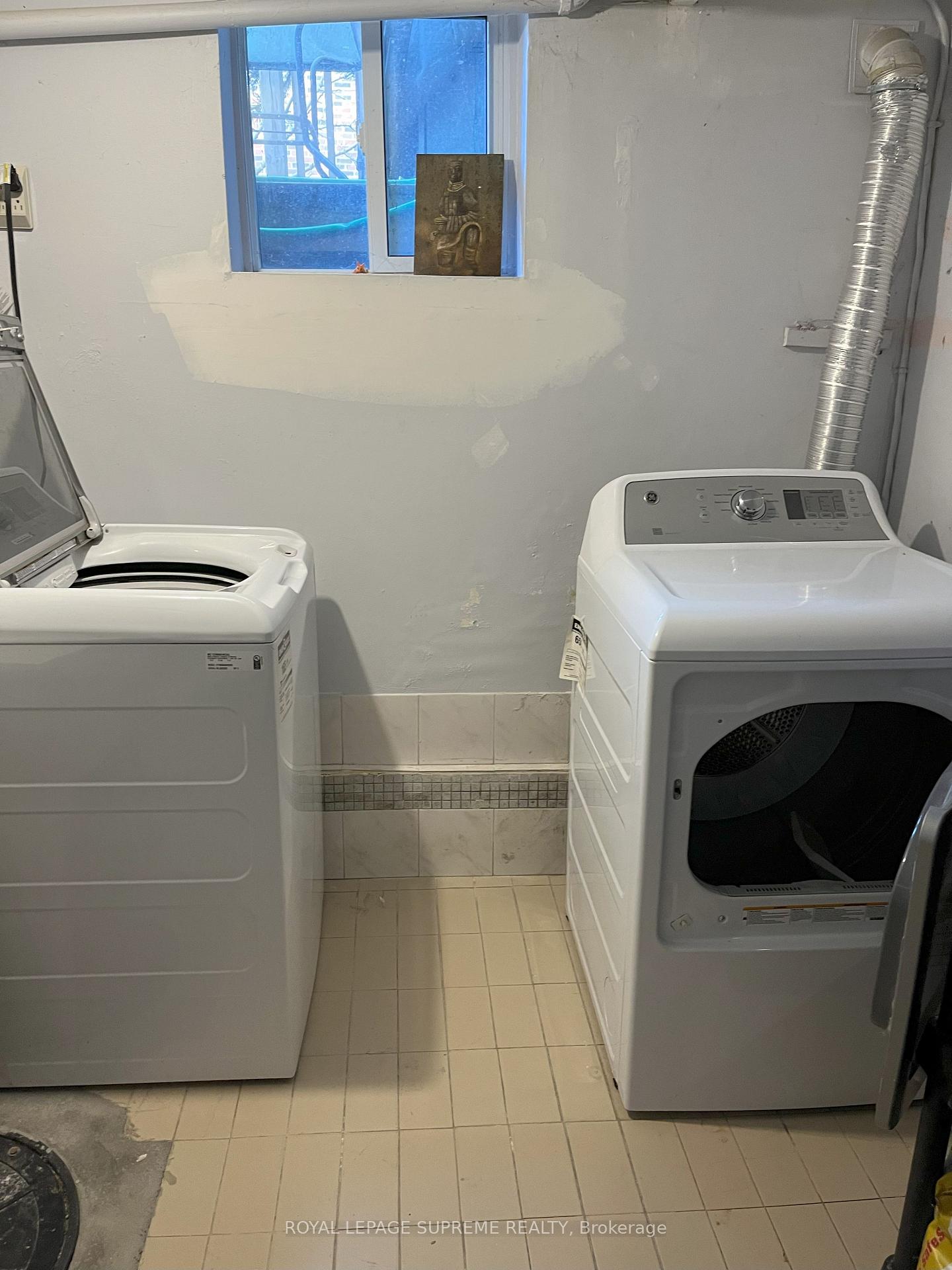 Photo 13 of Unit Bsmnt, 46 Jesmond Avenue, Toronto, Oakwood Village — HOMEH
