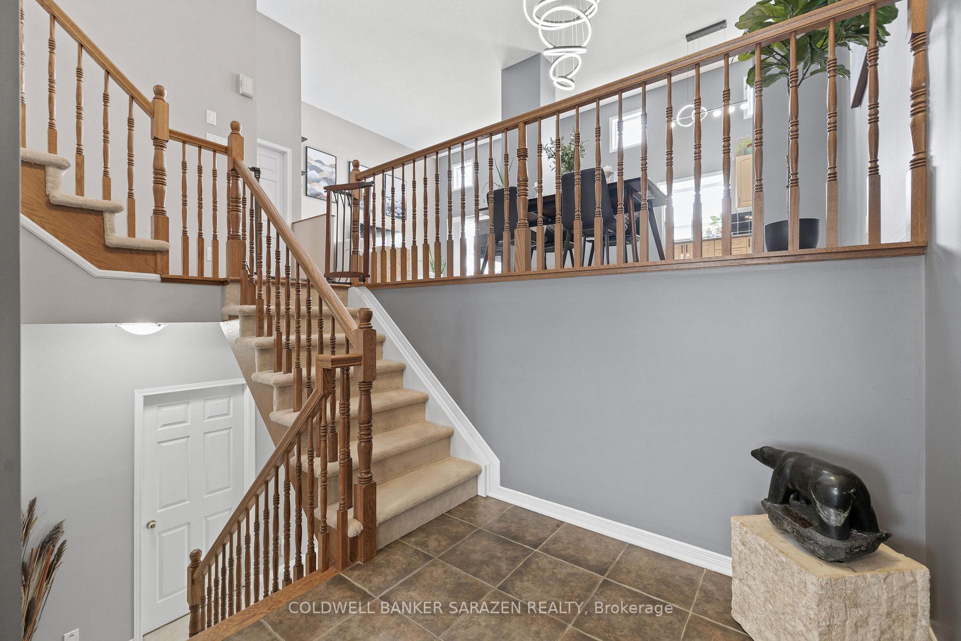 Photo 4 of 106 Gladeview Private, Ottawa, Upper Hunt Club — HOMEH