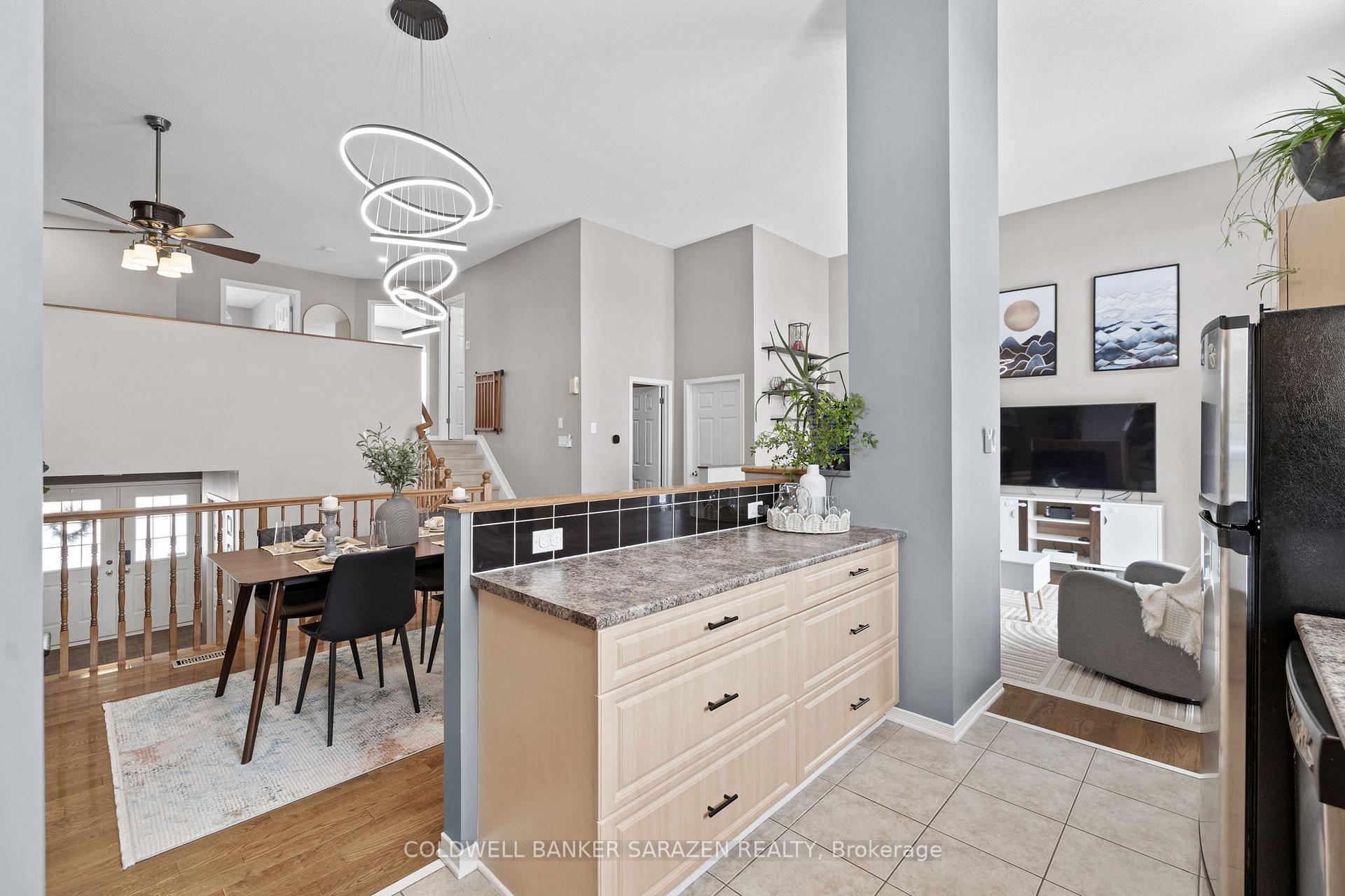 Photo 10 of 106 Gladeview Private, Ottawa, Upper Hunt Club — HOMEH