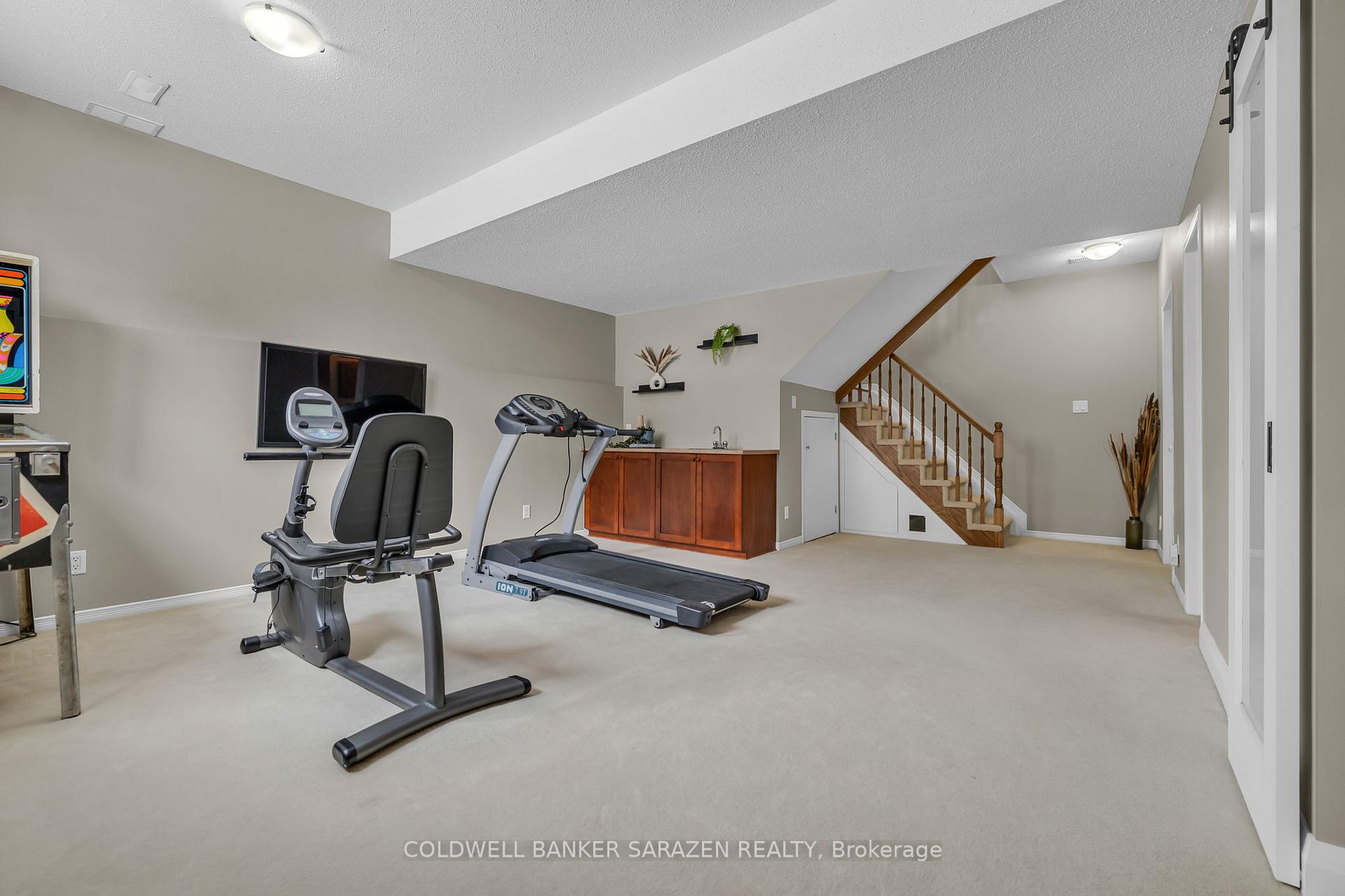 Photo 28 of 106 Gladeview Private, Ottawa, Upper Hunt Club — HOMEH