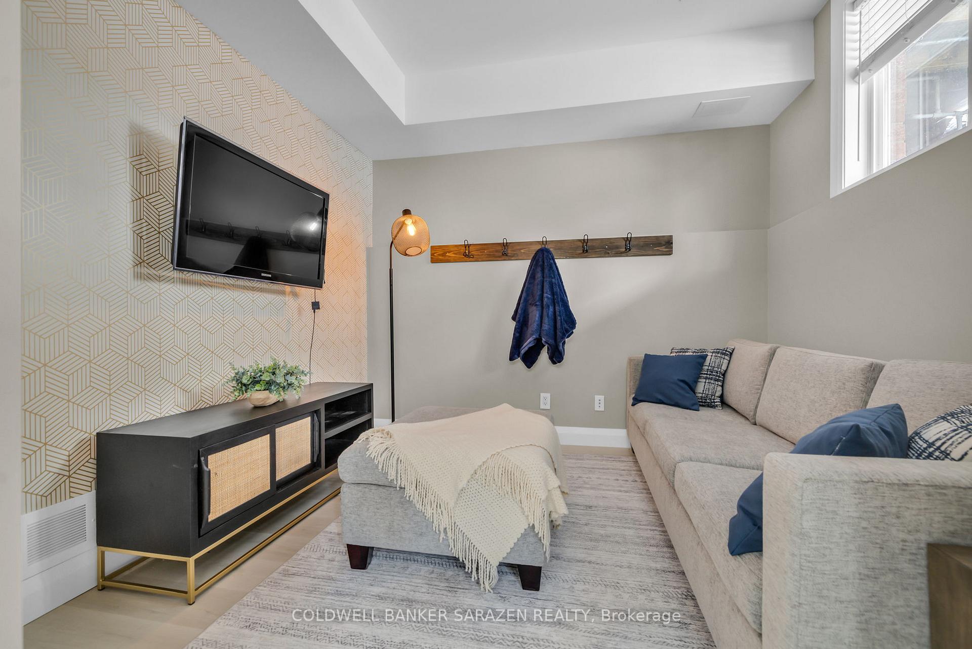 Photo 31 of 106 Gladeview Private, Ottawa, Upper Hunt Club — HOMEH