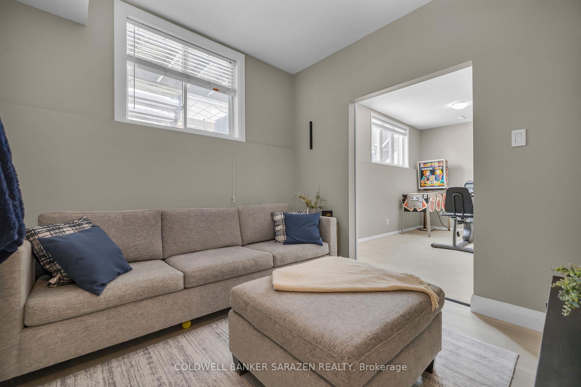 Photo 32 of 106 Gladeview Private, Ottawa, Upper Hunt Club — HOMEH