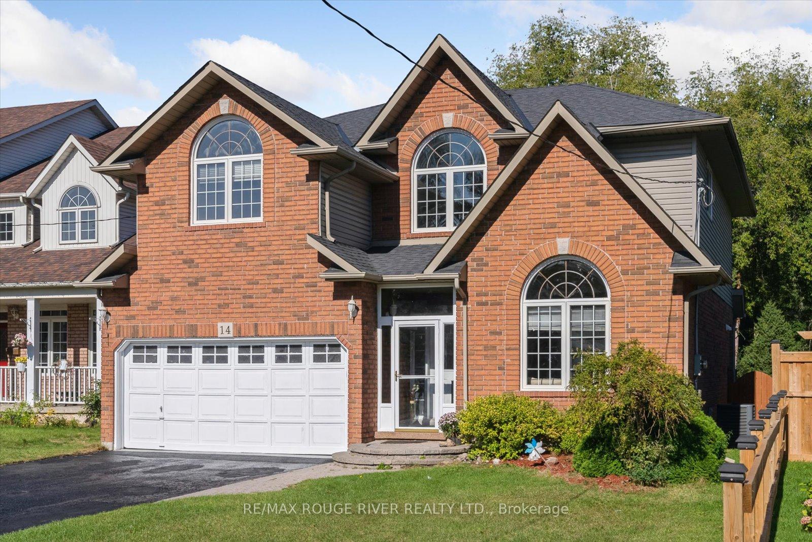 Photo 5 of 14 Selleck Lane, Oshawa, Samac — HOMEH