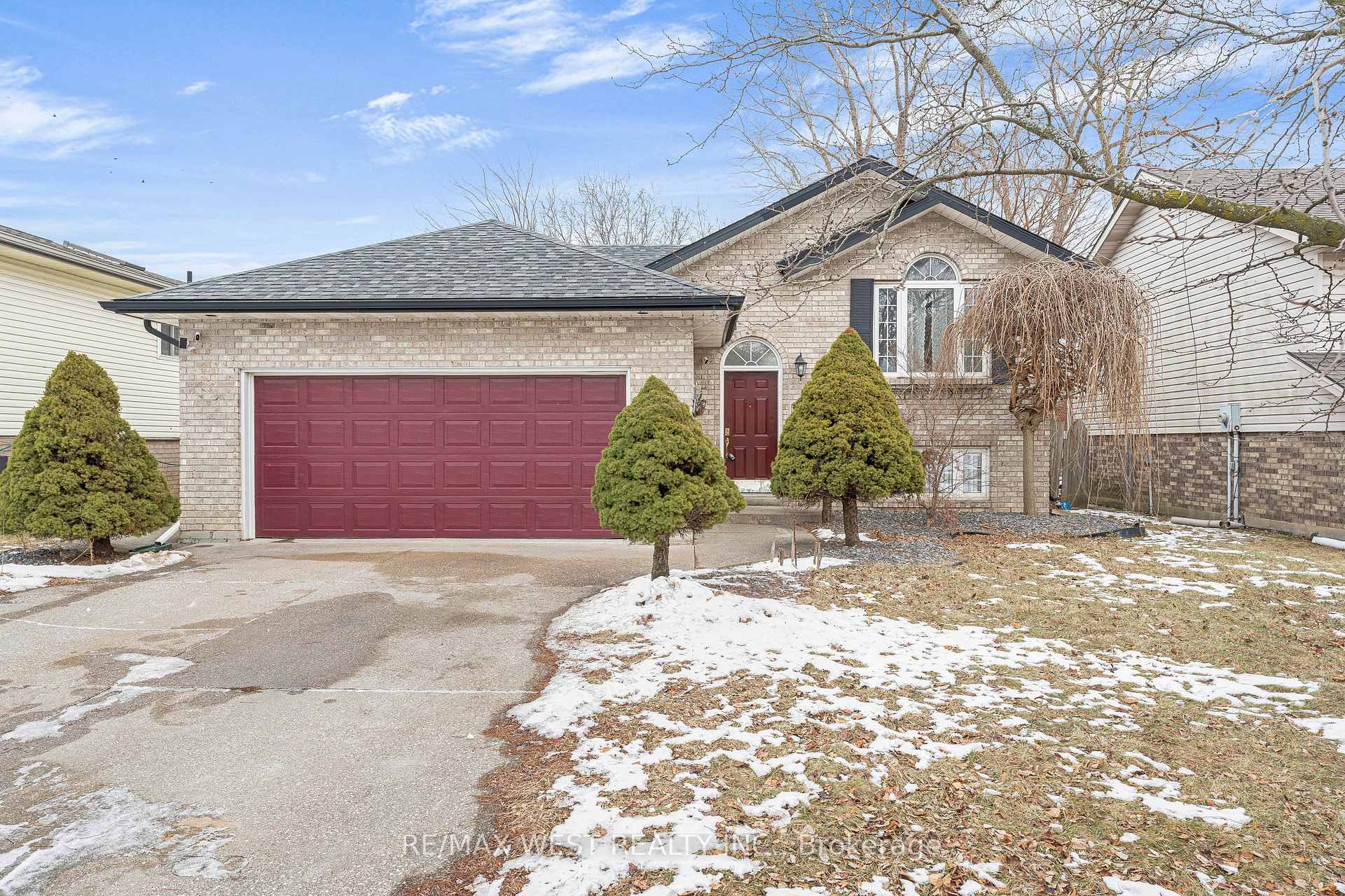 Photo 1 of 2334 California Avenue, Windsor — HOMEH