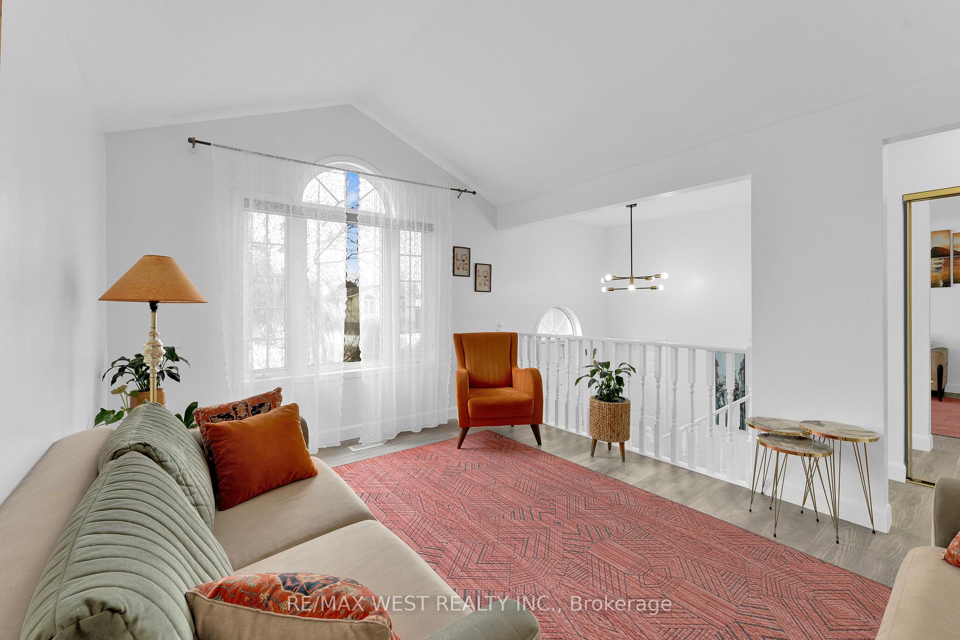 Photo 11 of 2334 California Avenue, Windsor — HOMEH