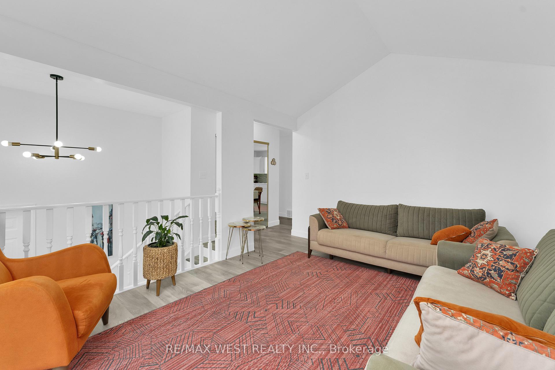 Photo 24 of 2334 California Avenue, Windsor — HOMEH