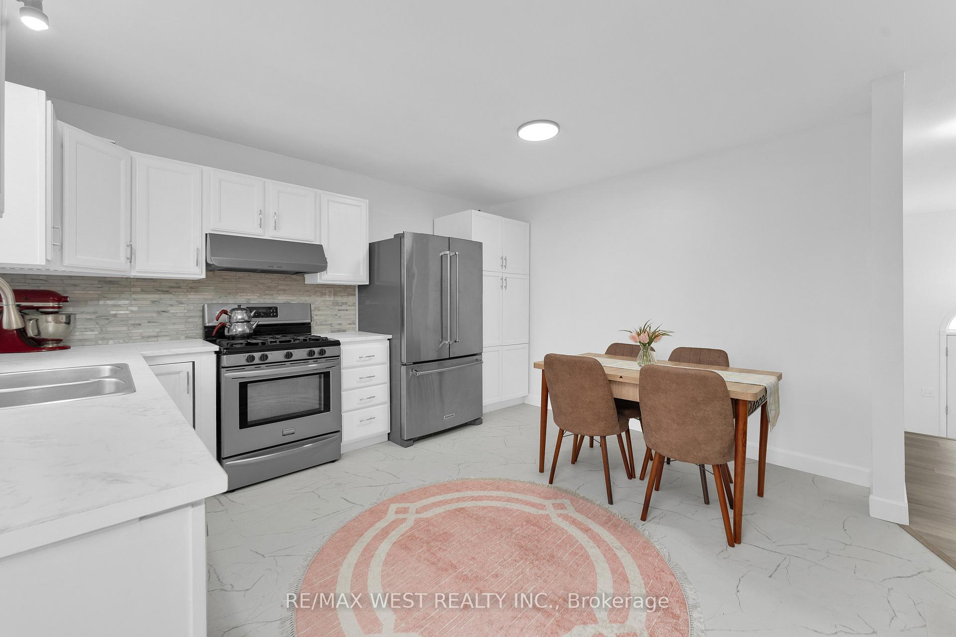 Photo 10 of 2334 California Avenue, Windsor — HOMEH