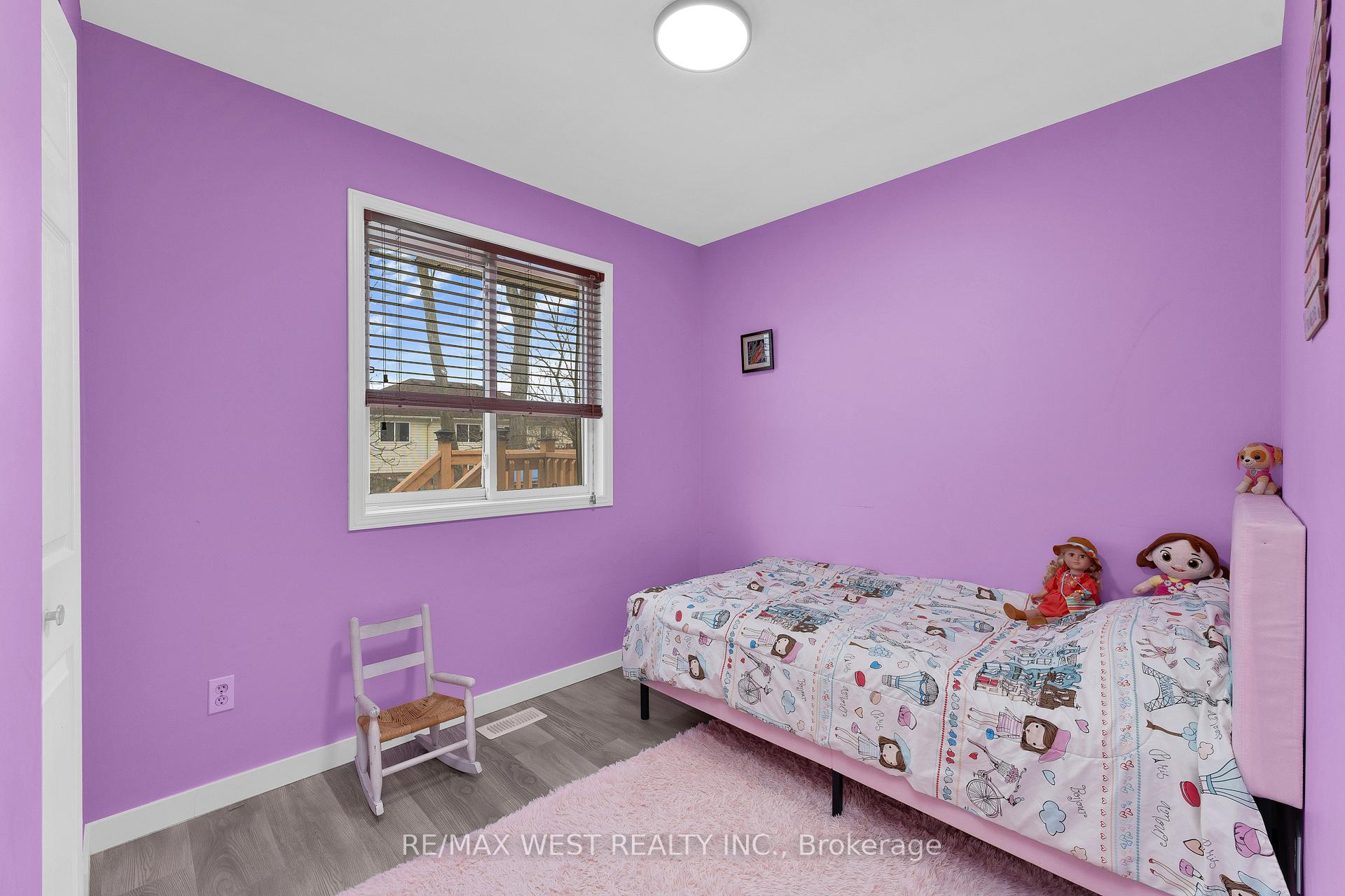Photo 17 of 2334 California Avenue, Windsor — HOMEH