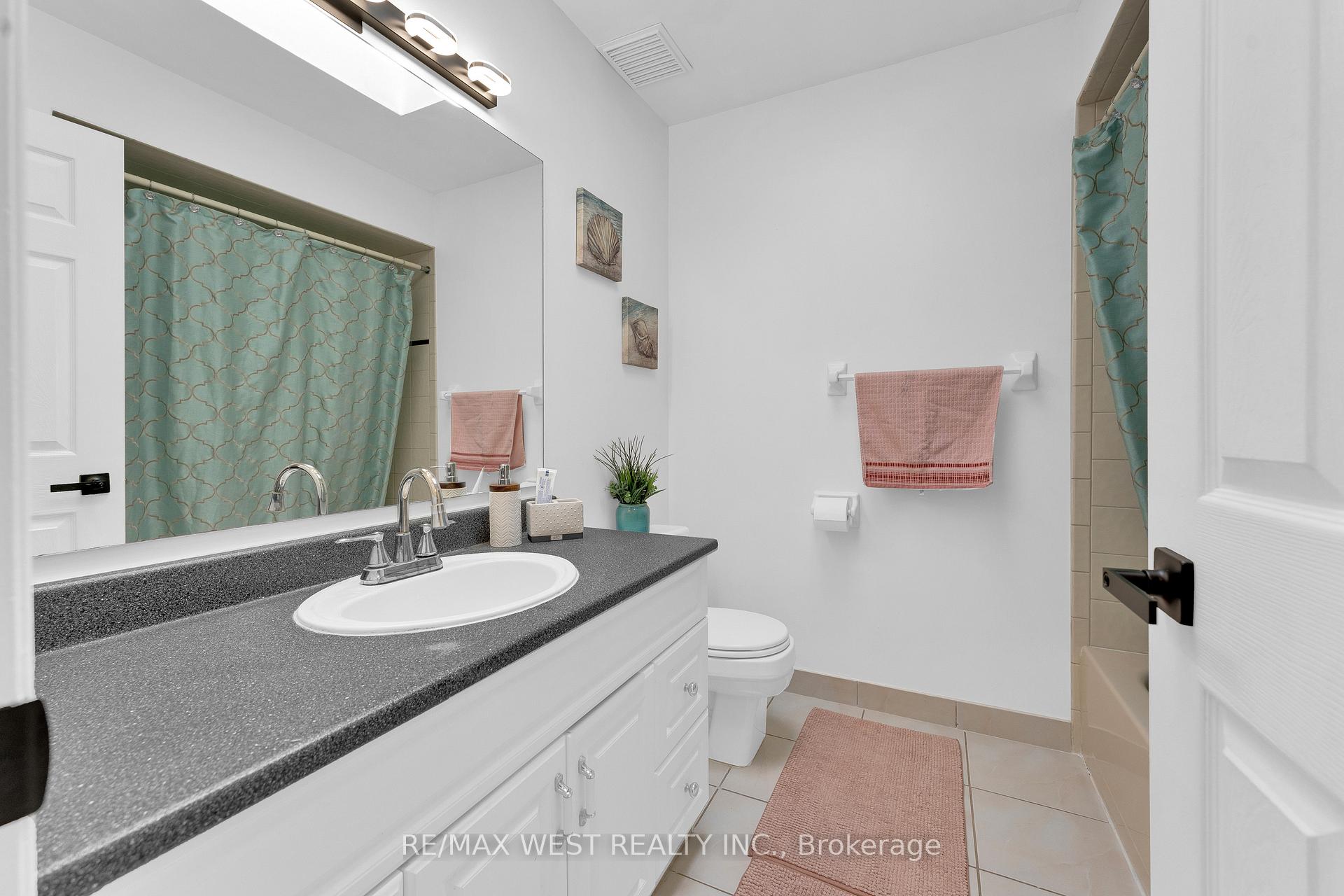 Photo 2 of 2334 California Avenue, Windsor — HOMEH