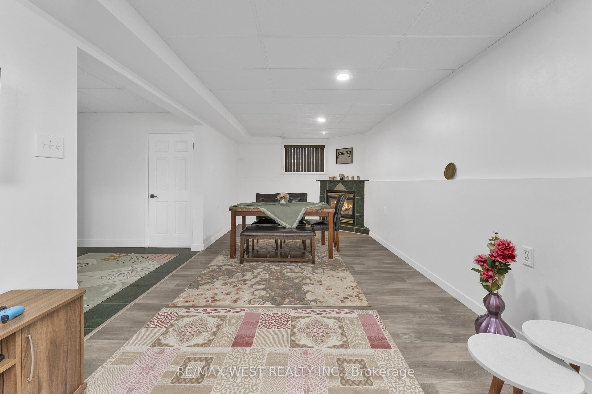 Photo 15 of 2334 California Avenue, Windsor — HOMEH